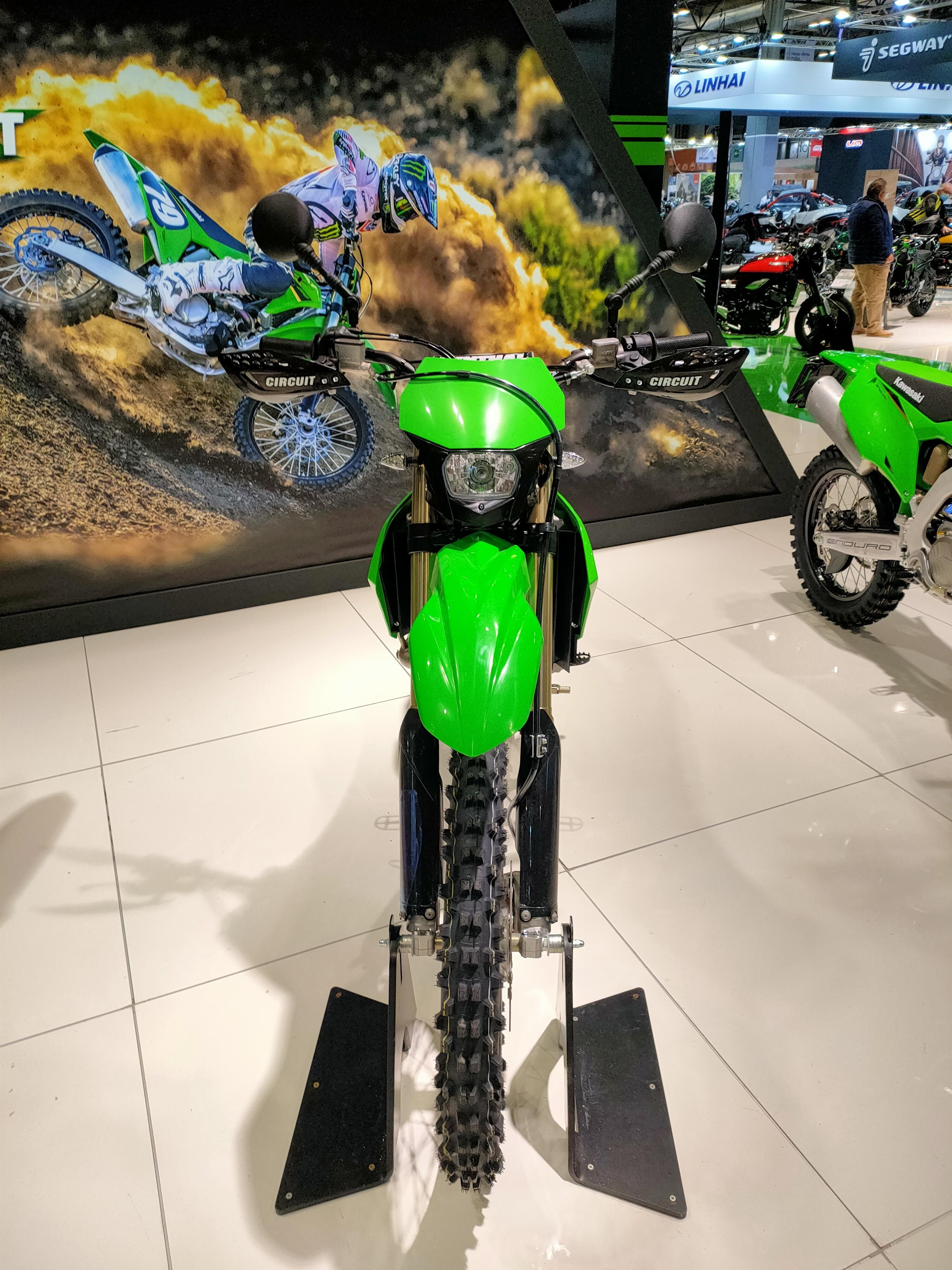 Fotos Kawasaki KX 250/450 X y KL 250/450 X
