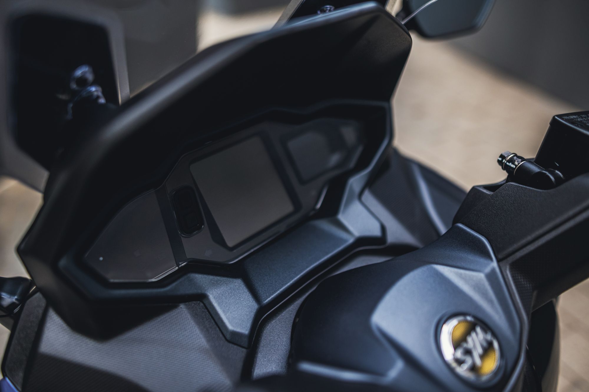 SYM maxiscooter 508 Maxsym TL detalles (6)