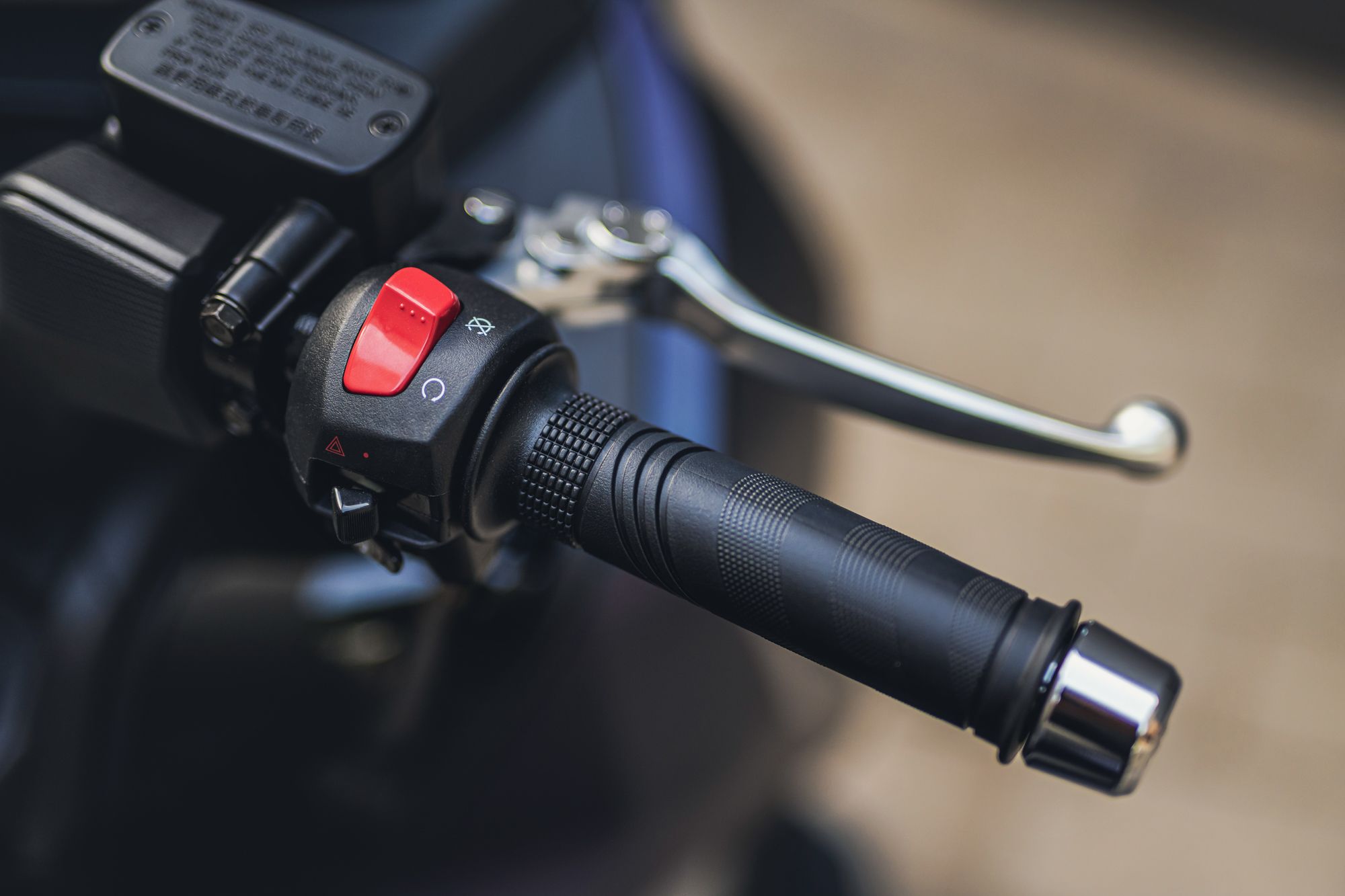 SYM maxiscooter 508 Maxsym TL detalles (15)