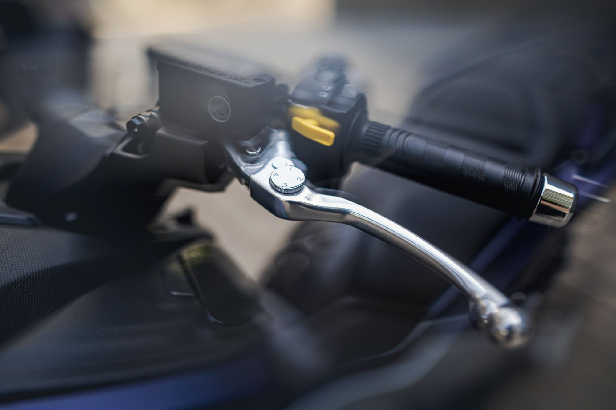 SYM maxiscooter 508 Maxsym TL detalles (62)