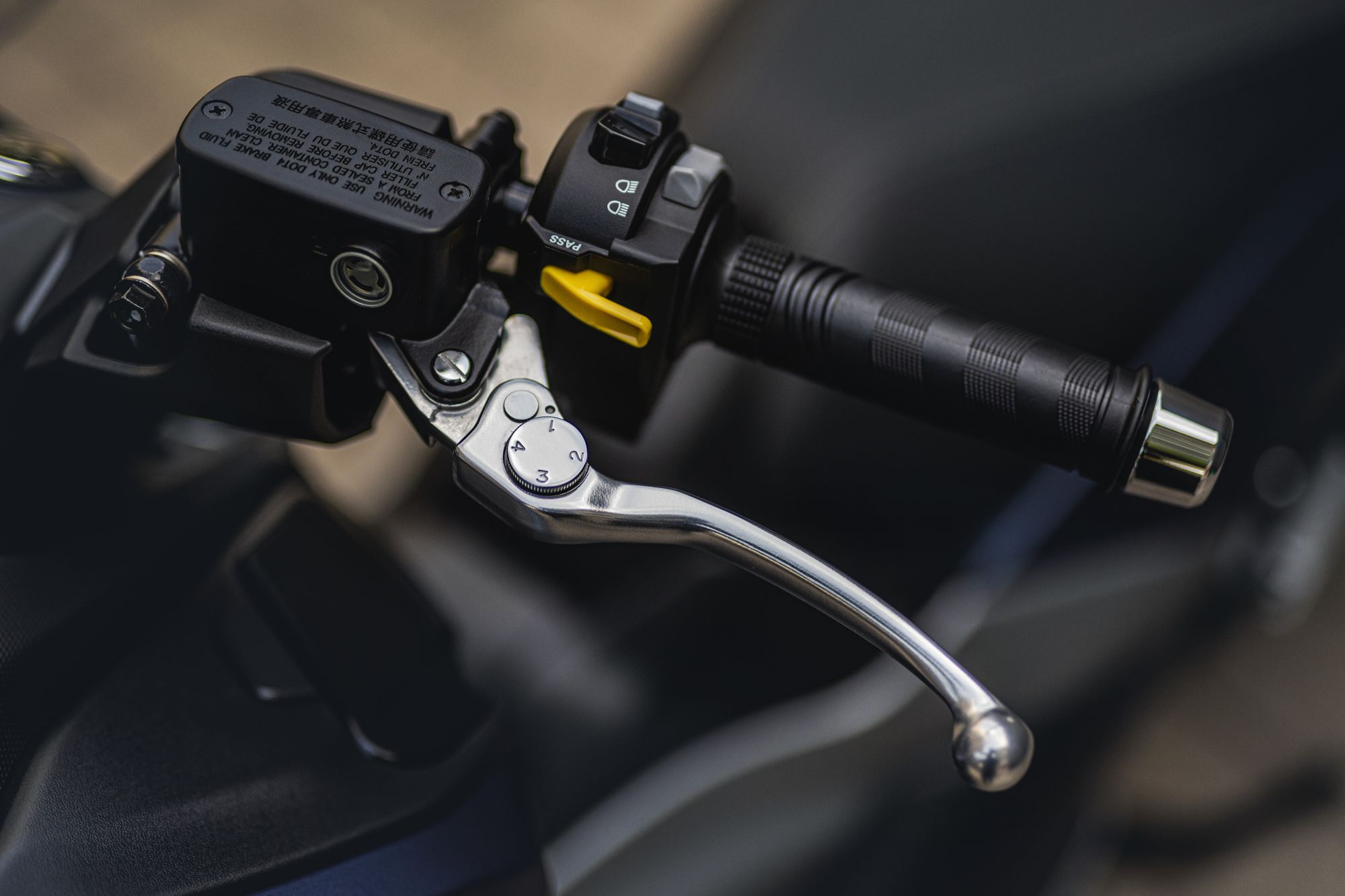 SYM maxiscooter 508 Maxsym TL detalles (64)