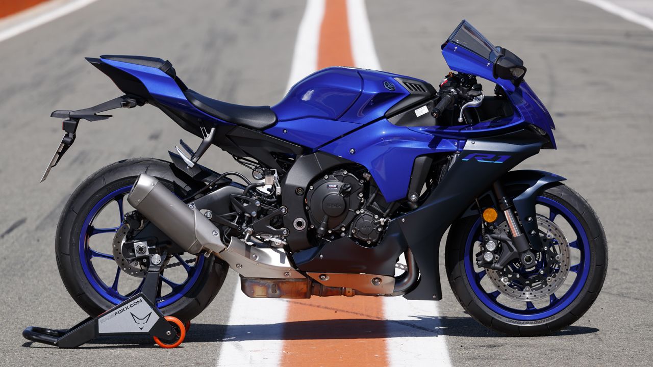 Yamaha R1 05 jk