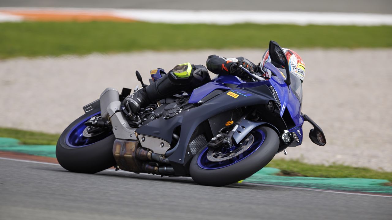 Yamaha R1 47 jk
