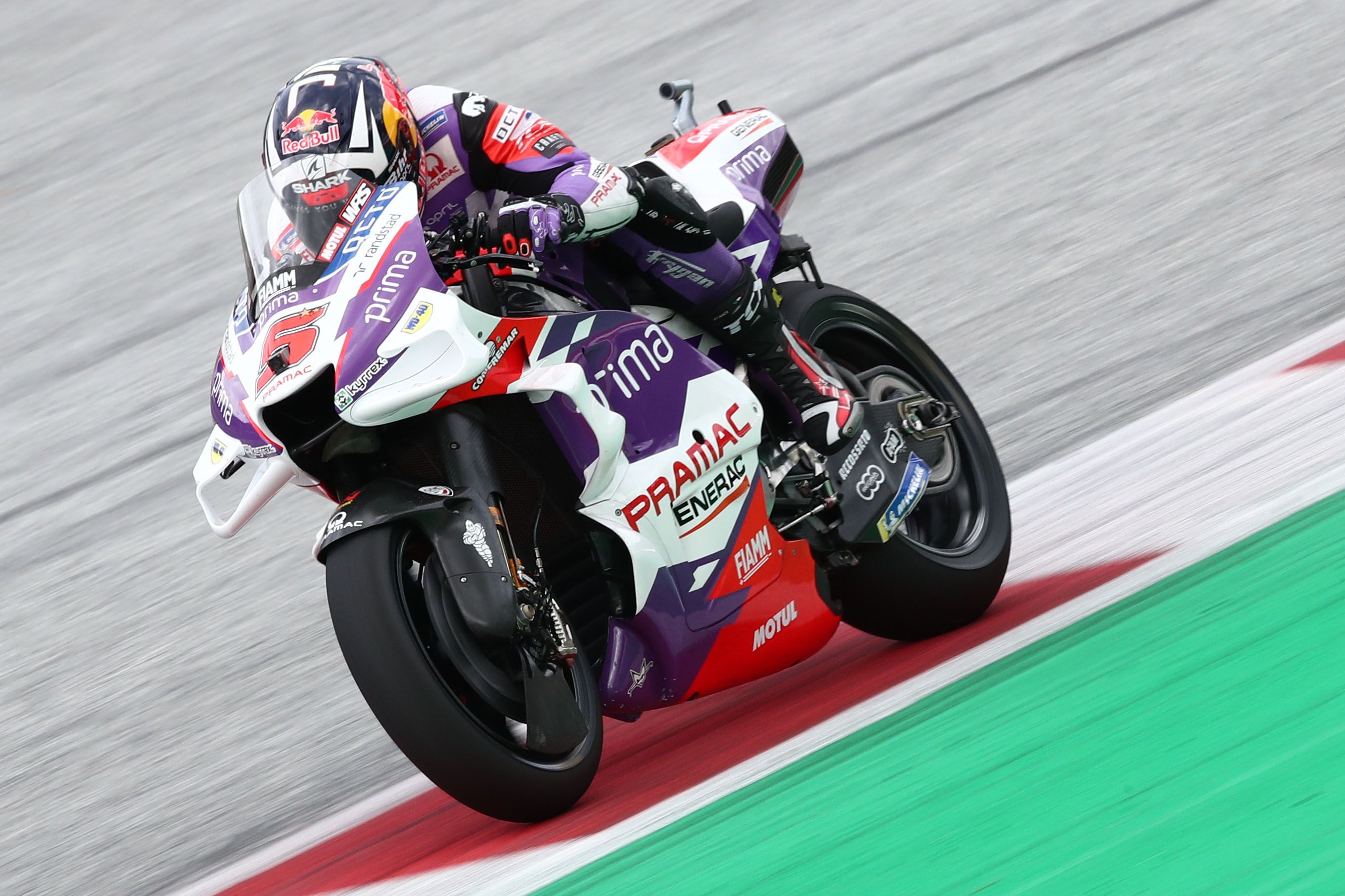 Johann Zarco lidera la Copa Ducati en Austria