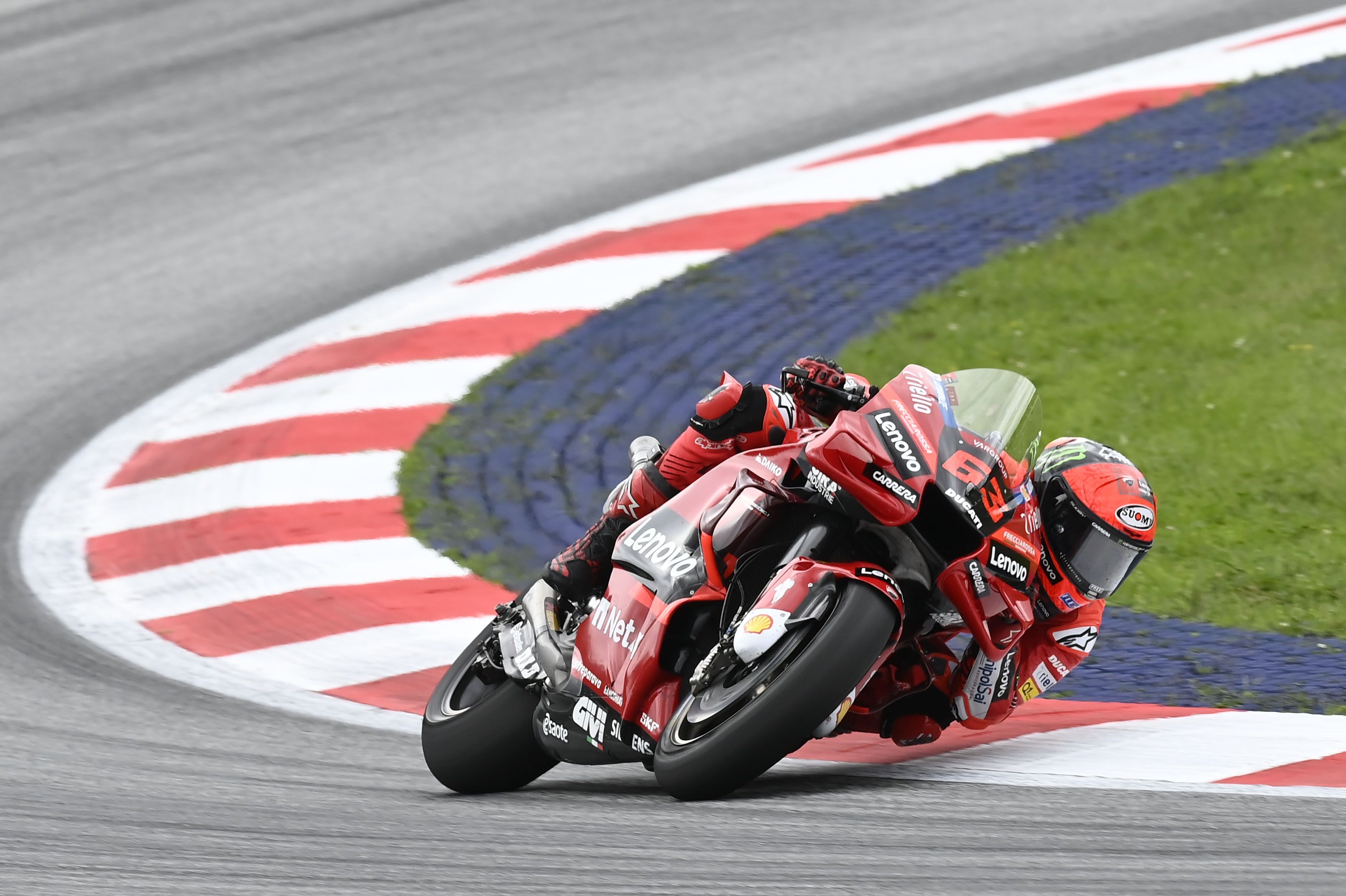 Pecco Bagnaia se escapa en solitario, MotoGP Austria 2022