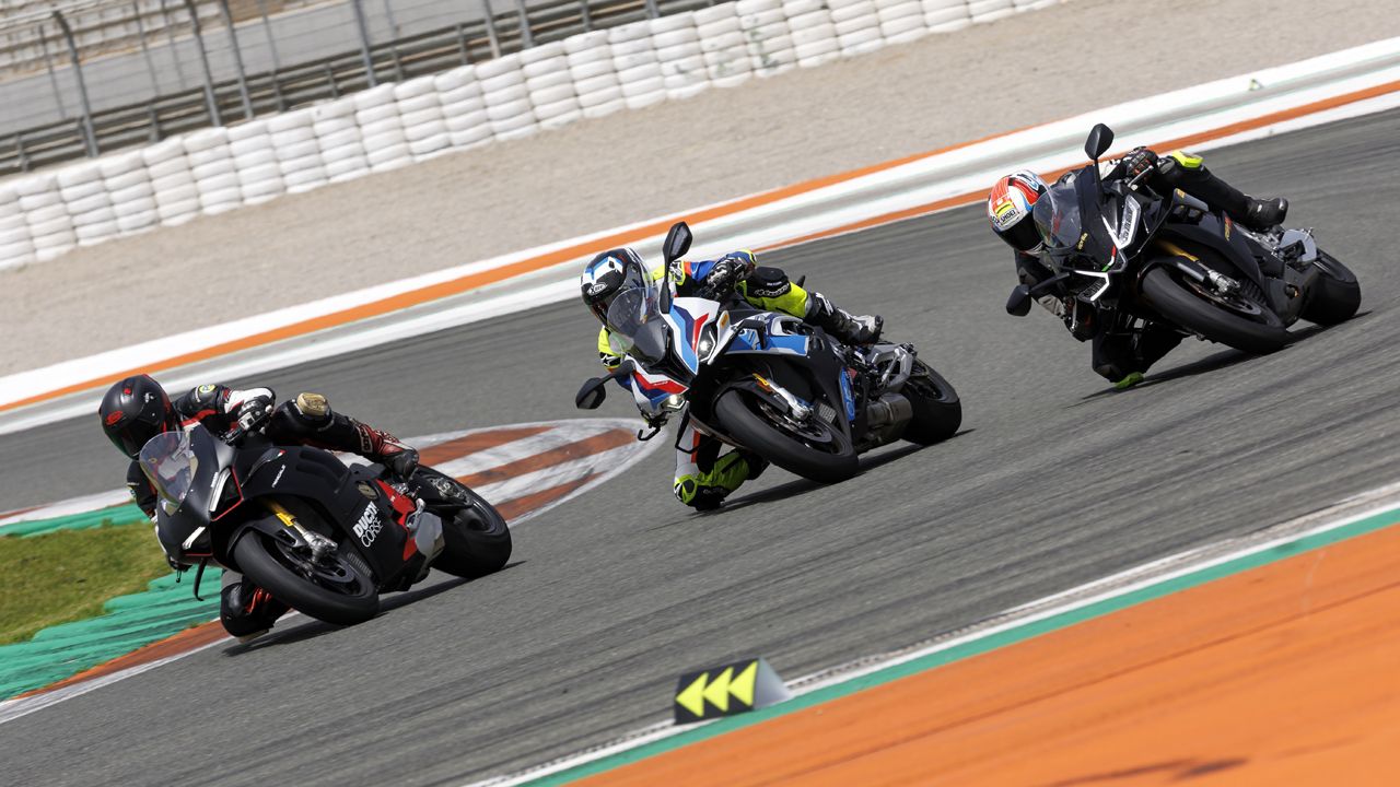  comparativa sbk  premium 2022 (3)