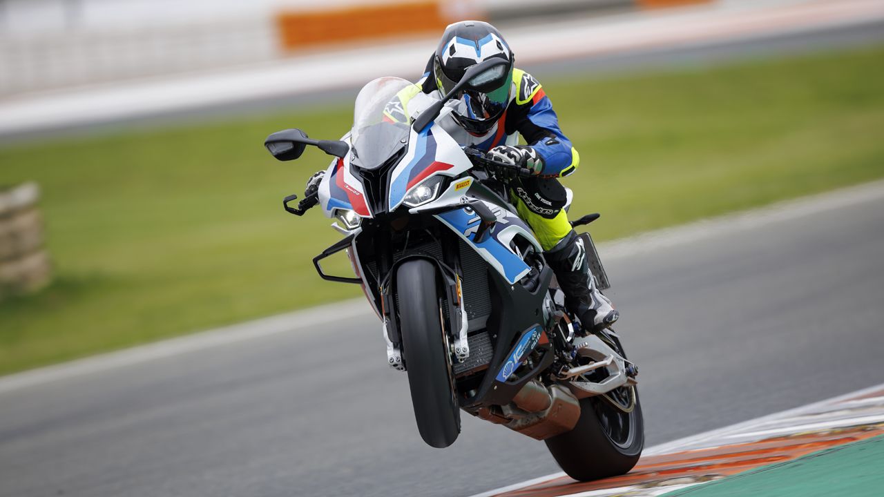 BMW M 1000 RR 1 jk