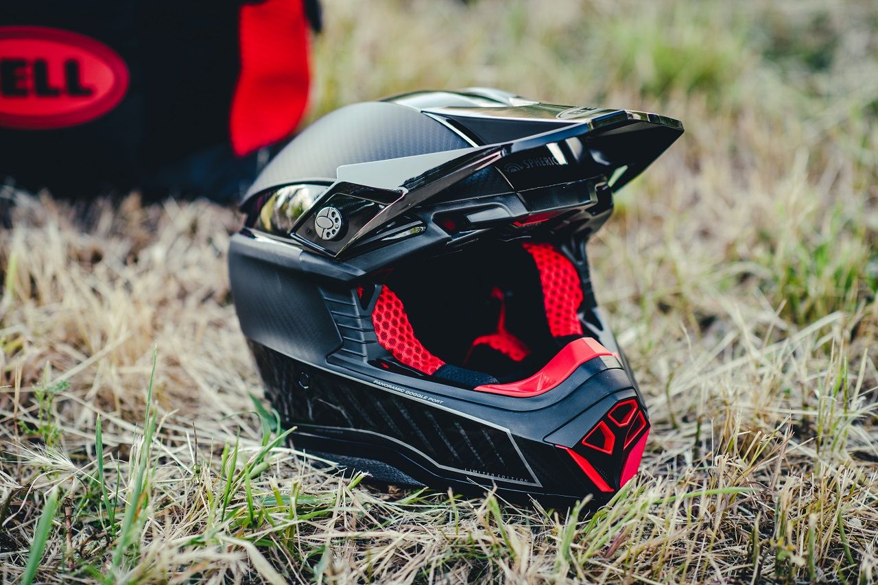 BELL MOTO 10 SPHERICAL 3