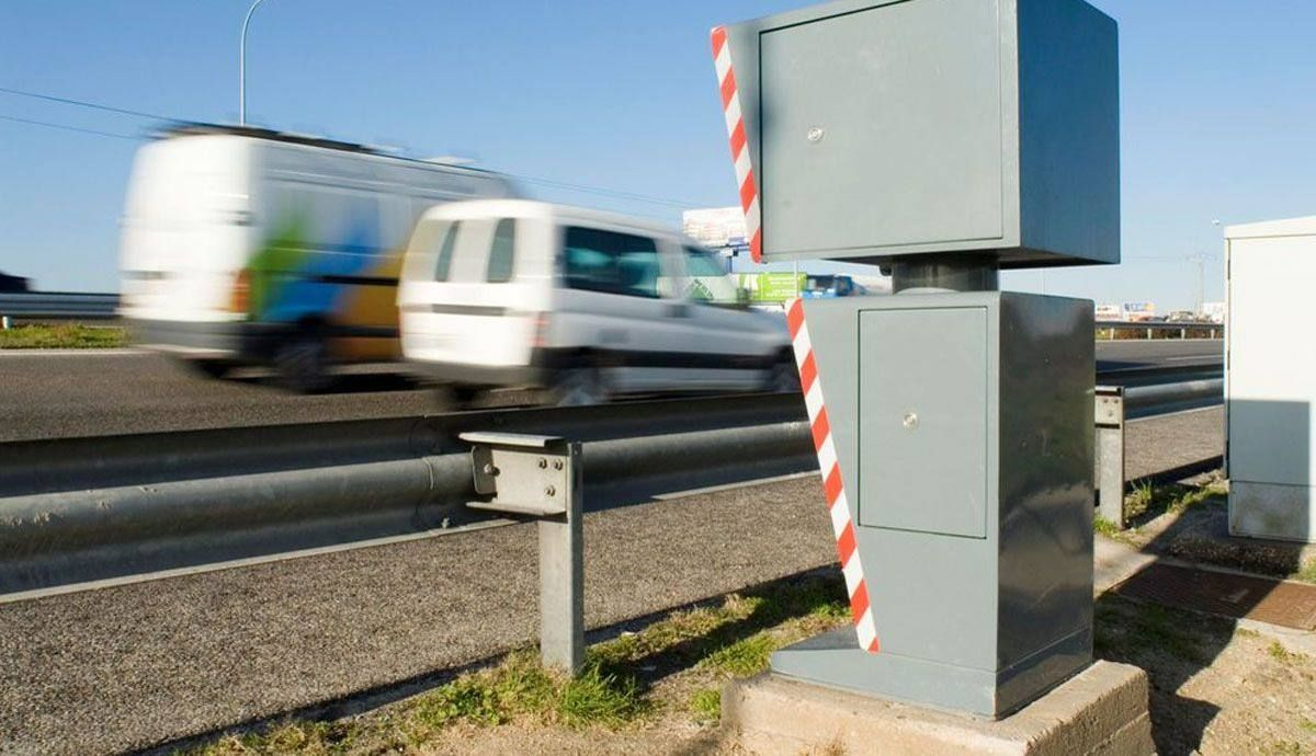 En este tipo de carreteras y a estas regiones irán destinados los nuevos radares de la DGT para los próximos años.