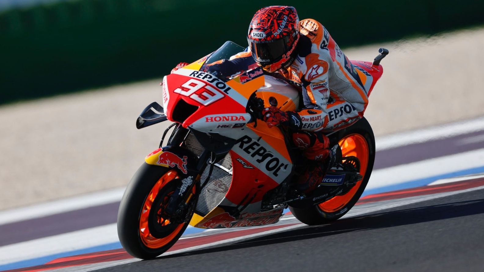Marc Márquez de vuelta sobre su Honda RC213V en el test oficial MotoGP en Misano