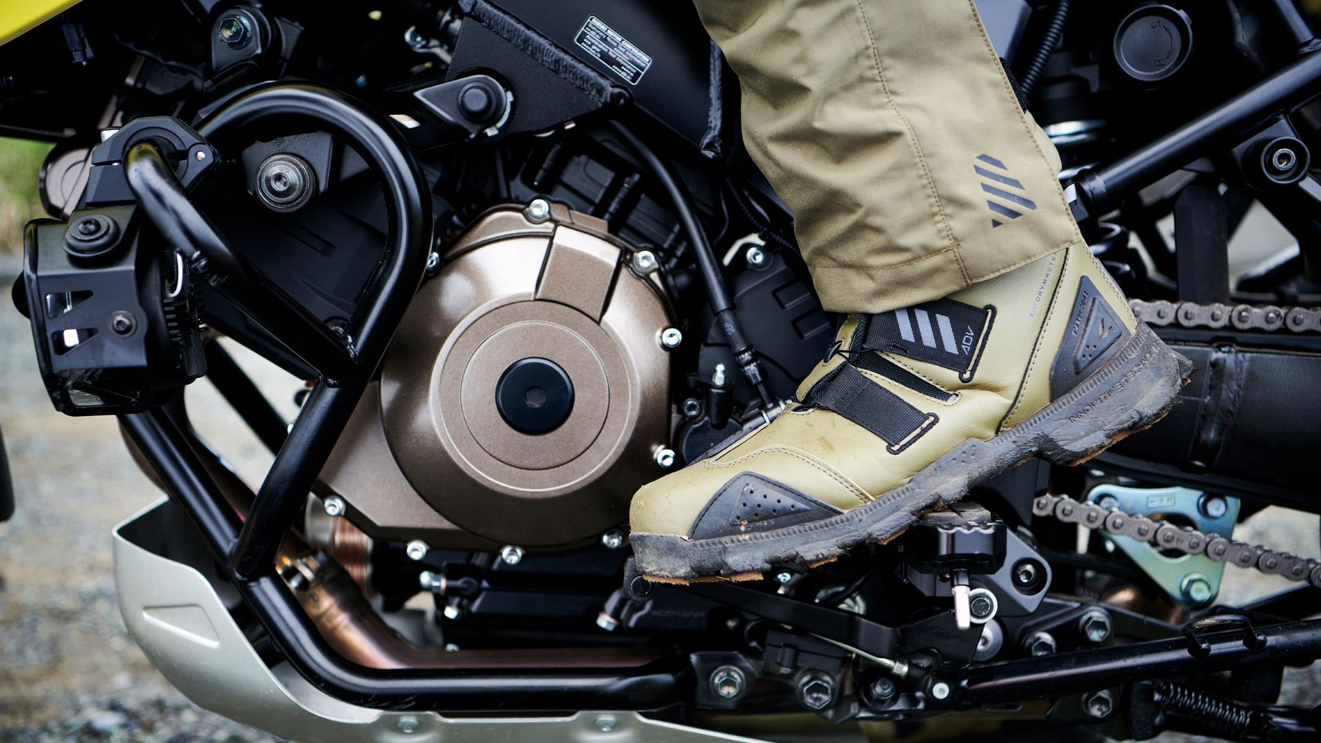 Suzuki DL1050 DE V Strom 2023 Detalles (8)