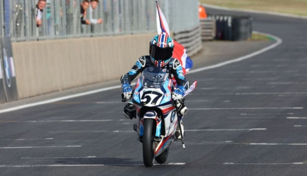 Johnny Garness es el campeón de la Honda British Talent Cup 2022