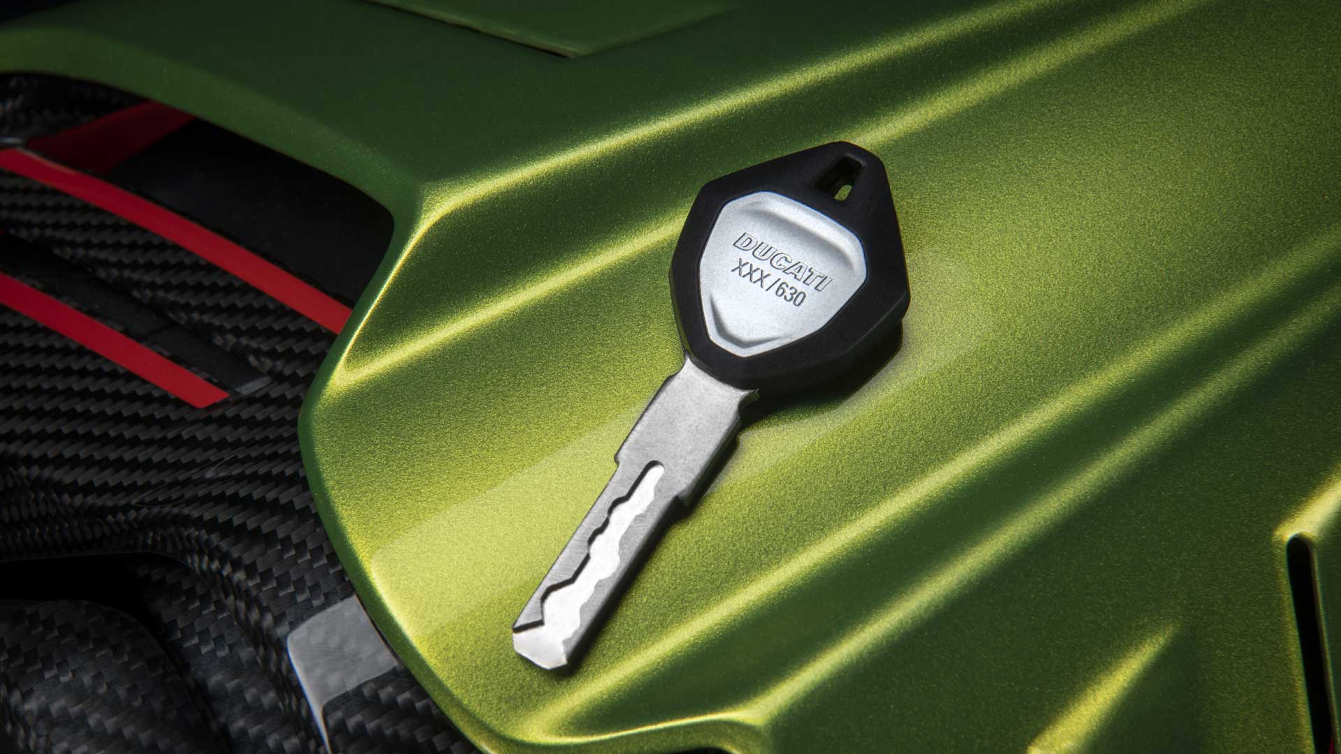 DUCATI STREETFIGHTER V4 LAMBORGHINI 2023 (6)