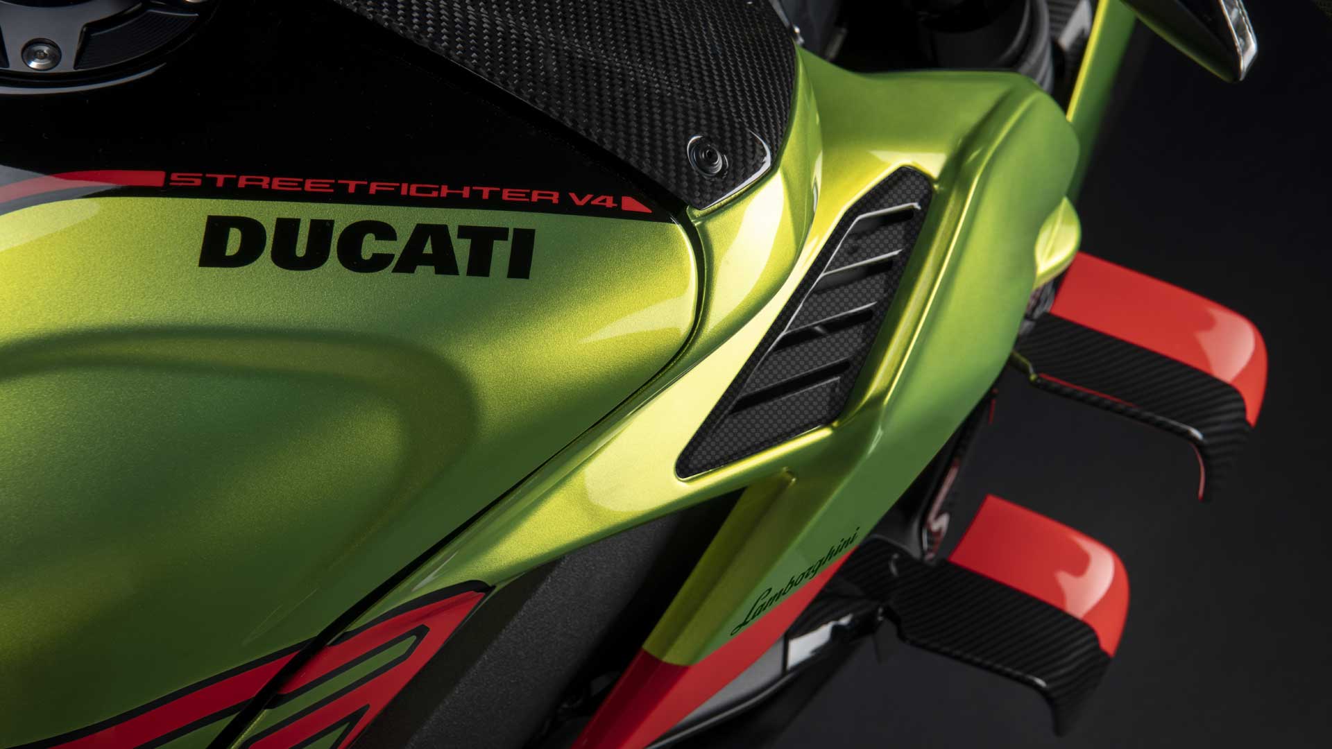 DUCATI STREETFIGHTER V4 LAMBORGHINI 2023 (8)