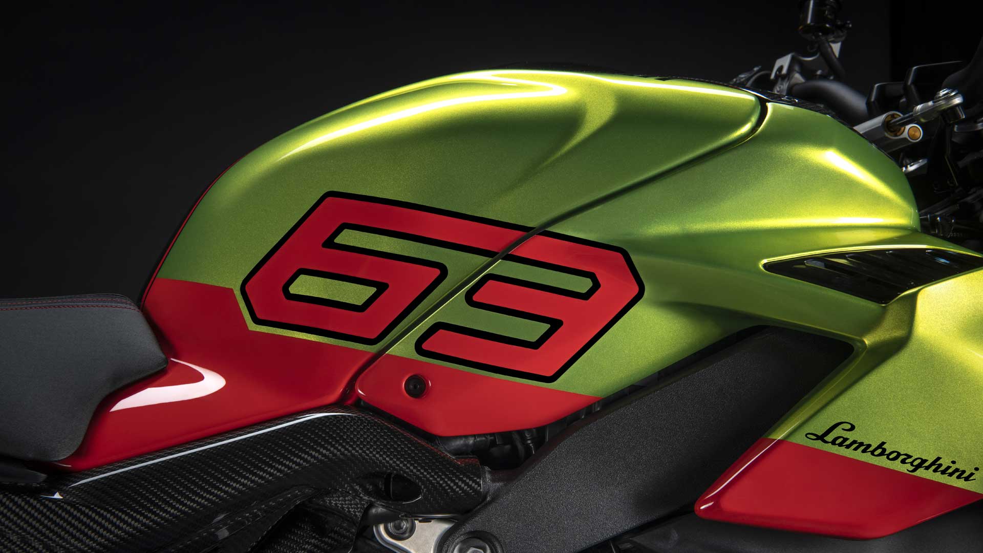 DUCATI STREETFIGHTER V4 LAMBORGHINI 2023 (12)