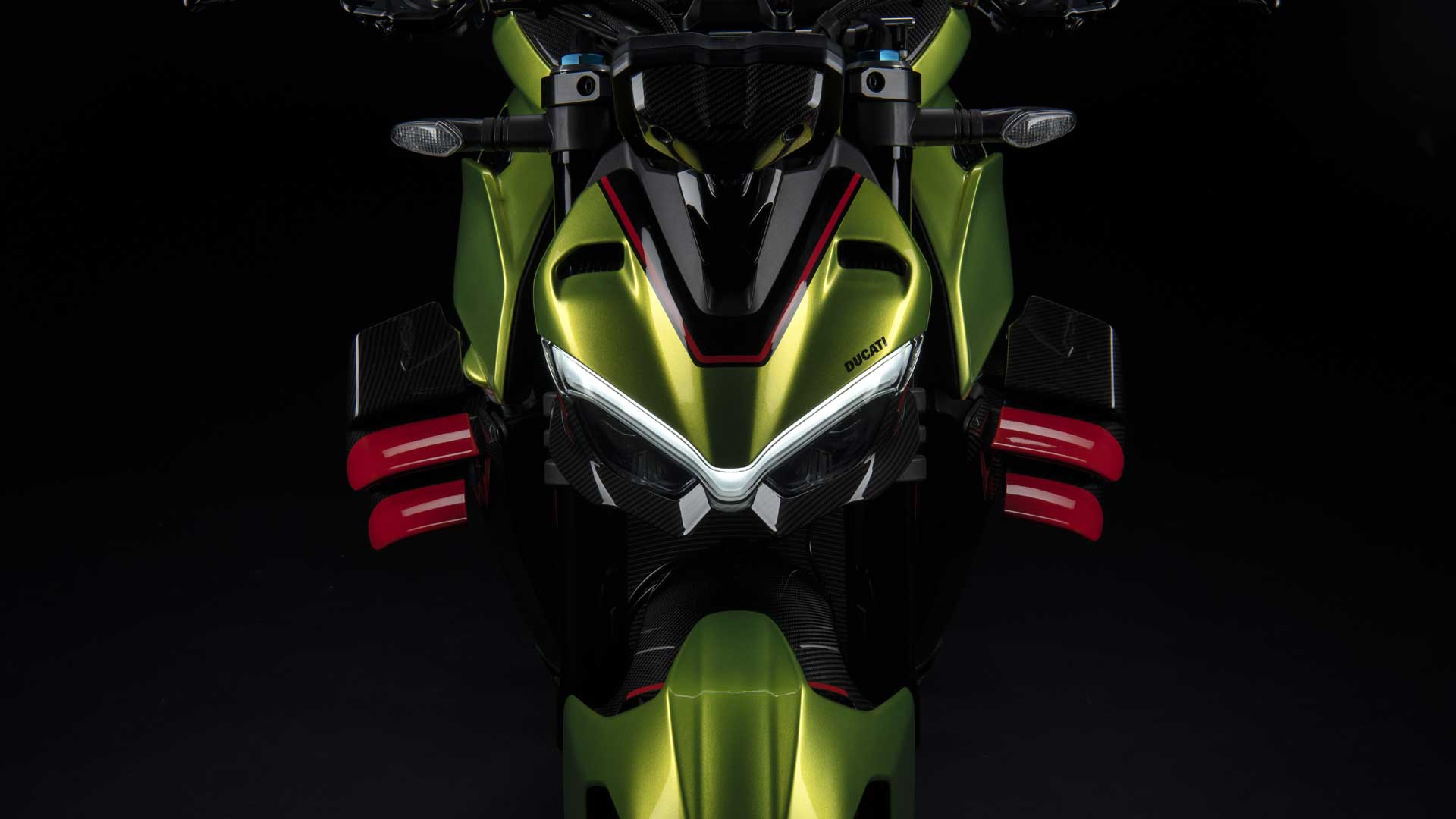 DUCATI STREETFIGHTER V4 LAMBORGHINI 2023 (20)