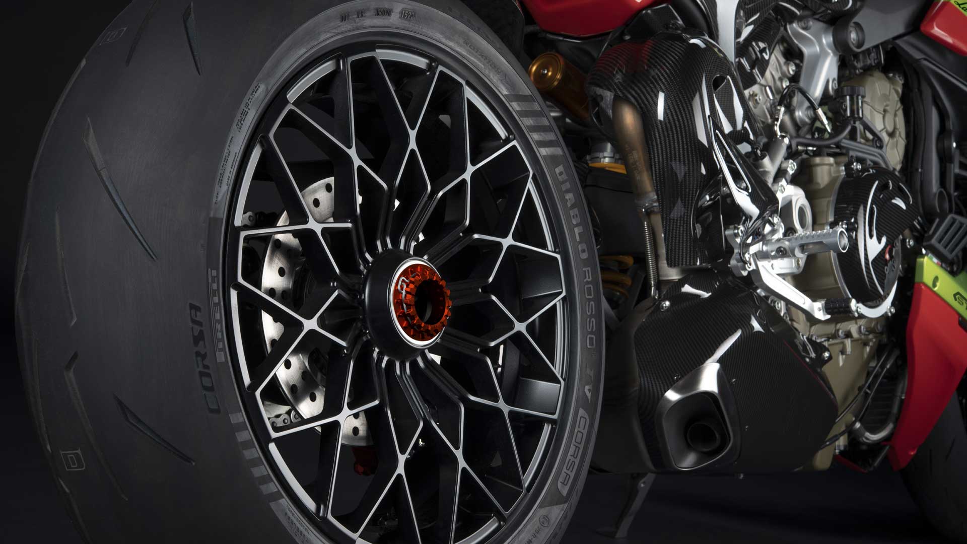 DUCATI STREETFIGHTER V4 LAMBORGHINI 2023 (21)