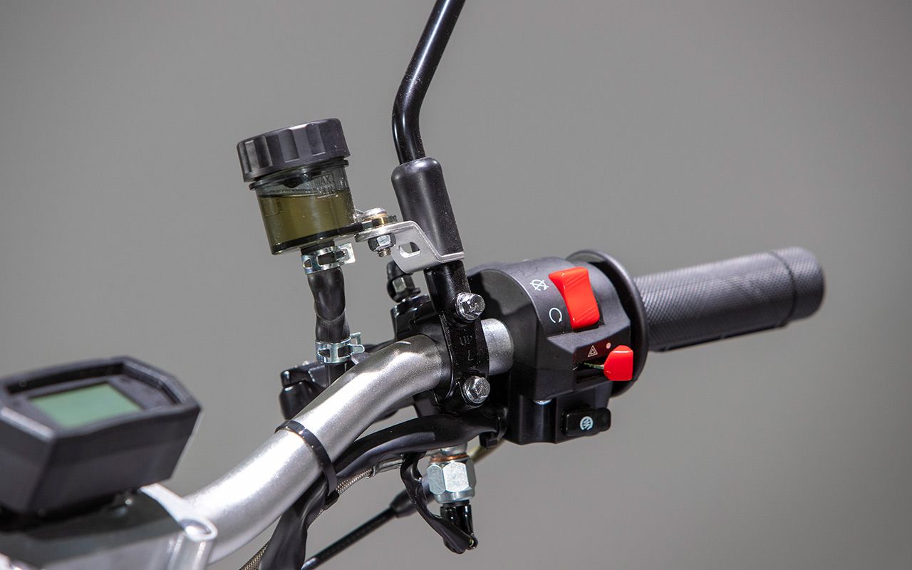 Mash X Ride 125 Classic (14)