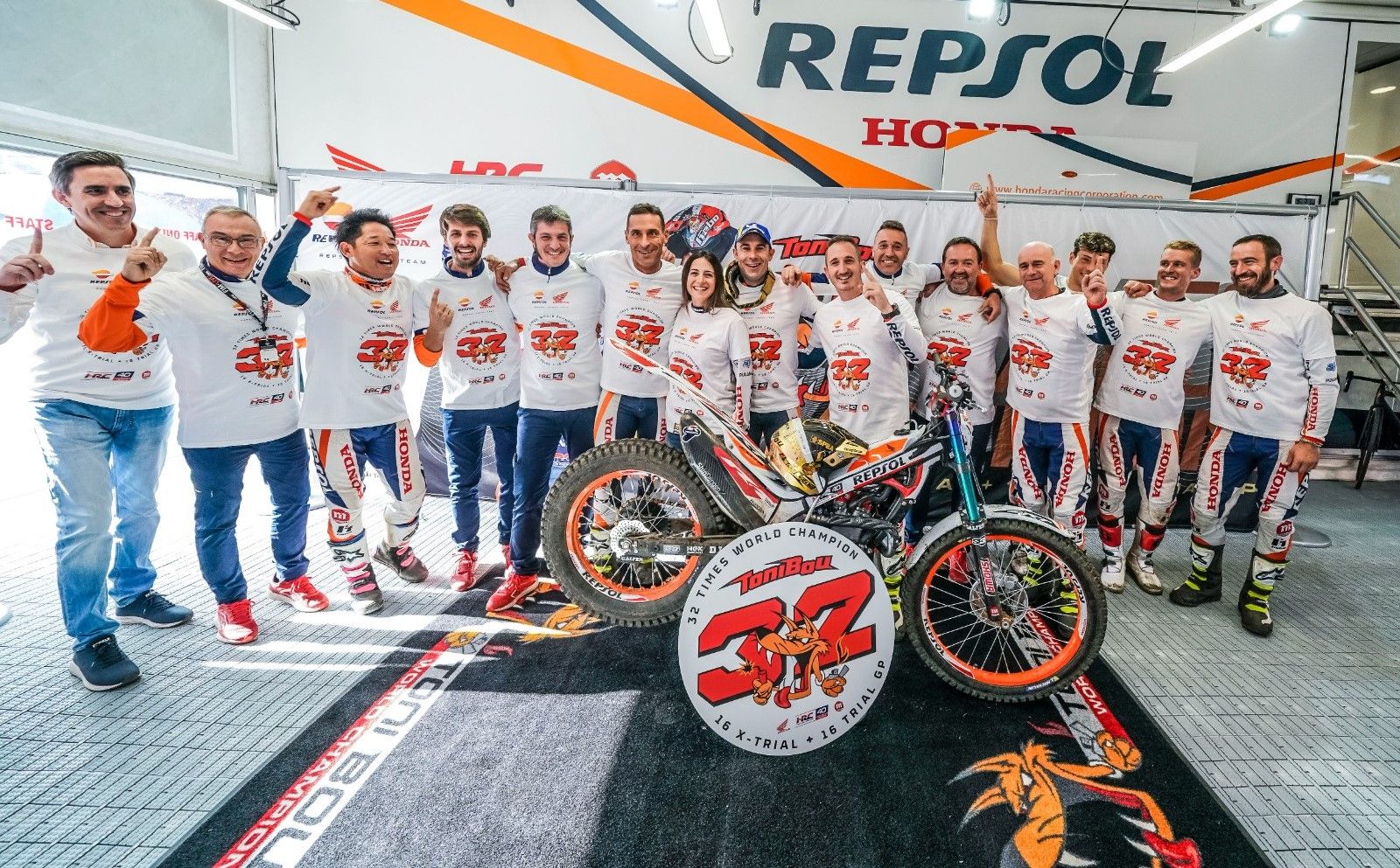  Toni Bou Campeón del Mundo TrialGP 2022