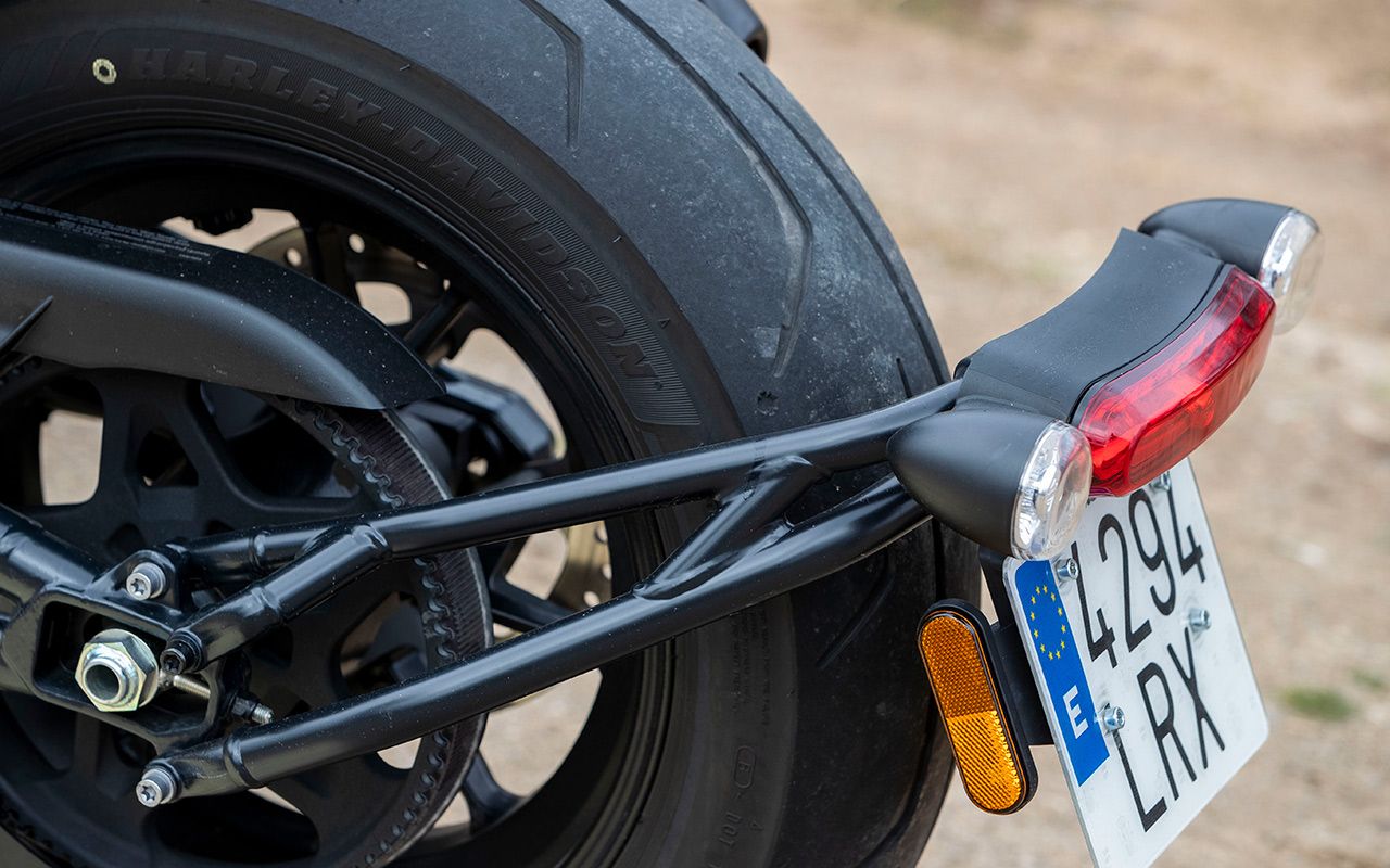 Prueba Harley Davidson Sportster S renovarse morir (18)