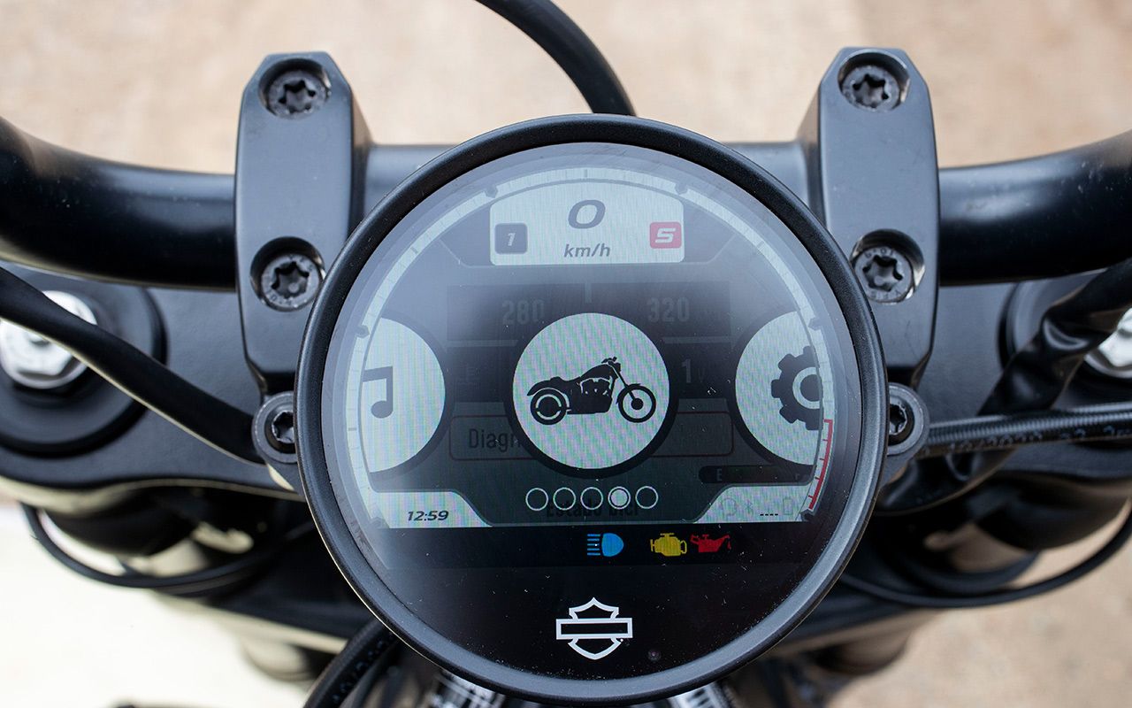Prueba Harley Davidson Sportster S renovarse morir (25)