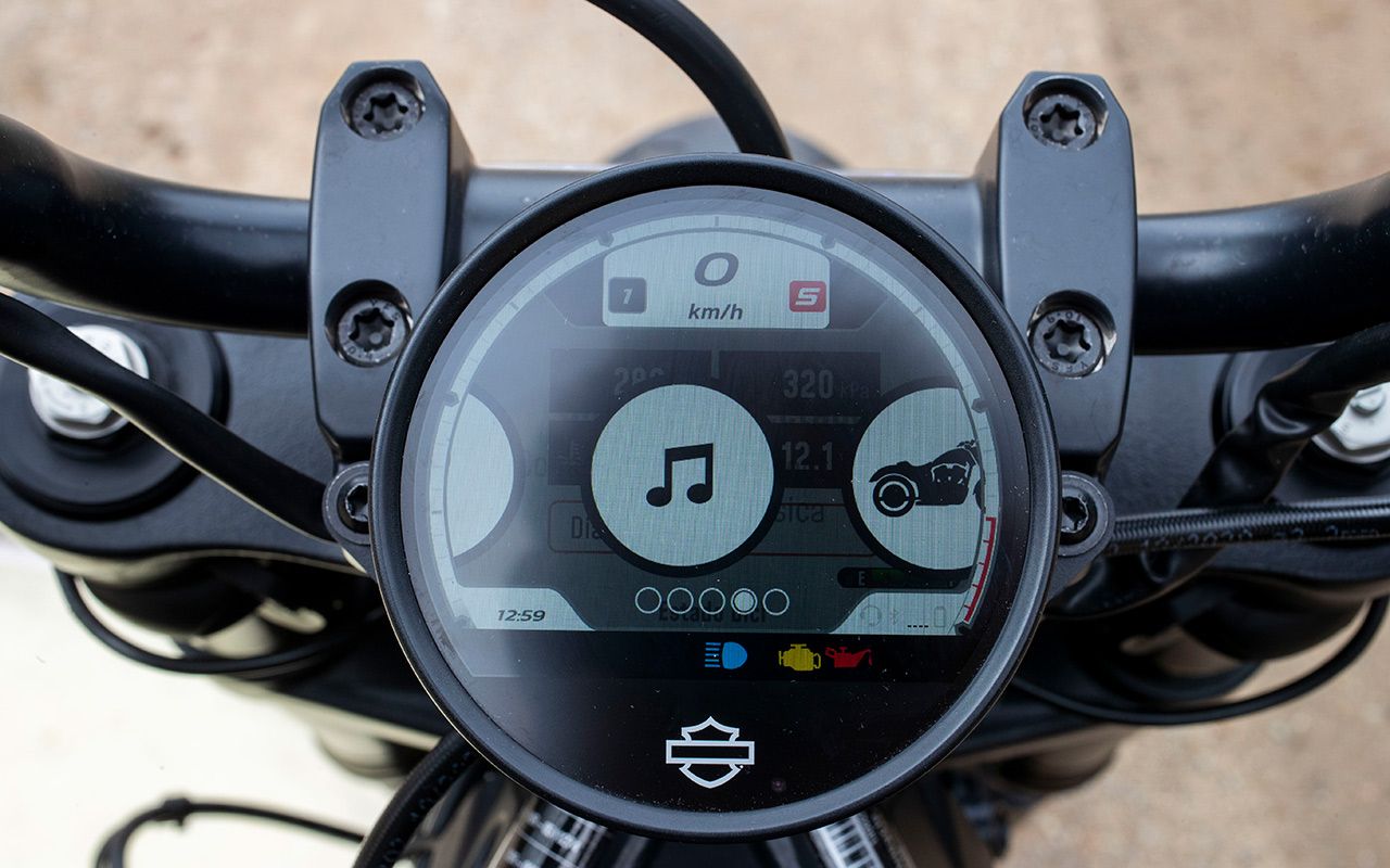 Prueba Harley Davidson Sportster S renovarse morir (27)