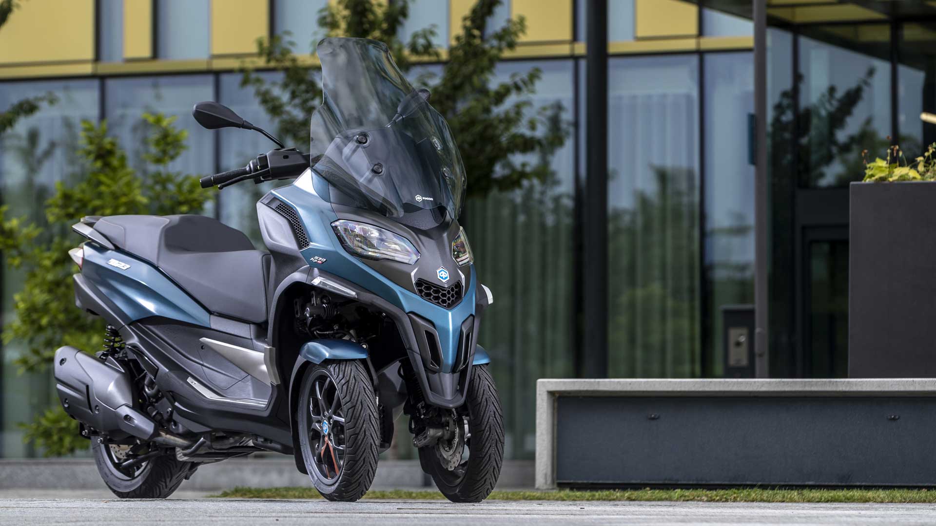 Piaggio MP3 530 S 2'22 Estaticas (2)