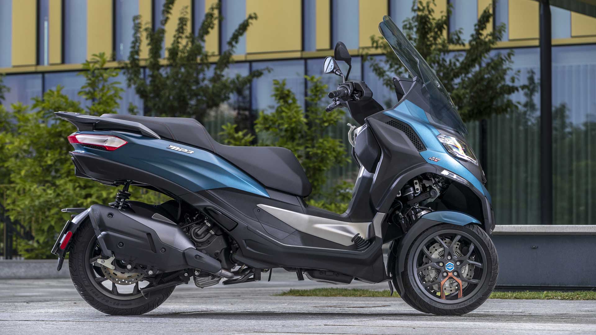 Piaggio MP3 530 S 2'22 Estaticas (4)