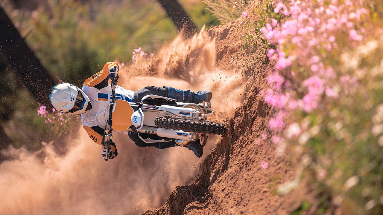Husqvarna Heritage guino pasado (10)