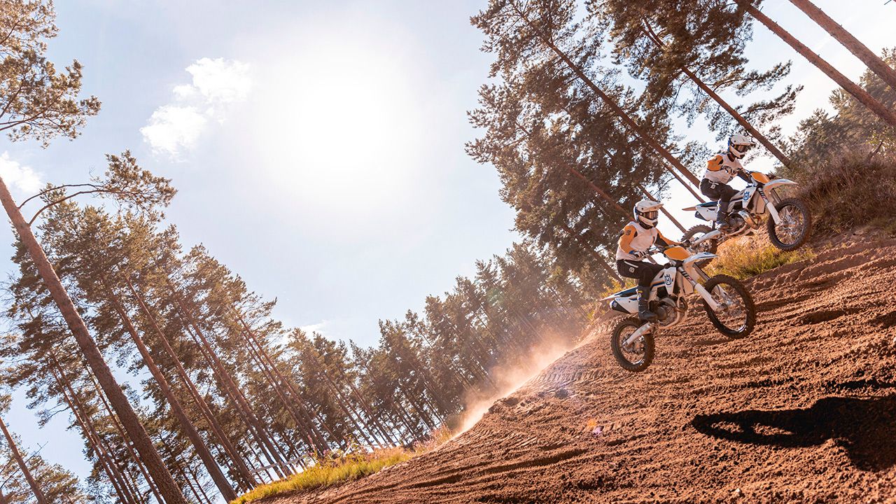 Husqvarna Heritage guino pasado (14)