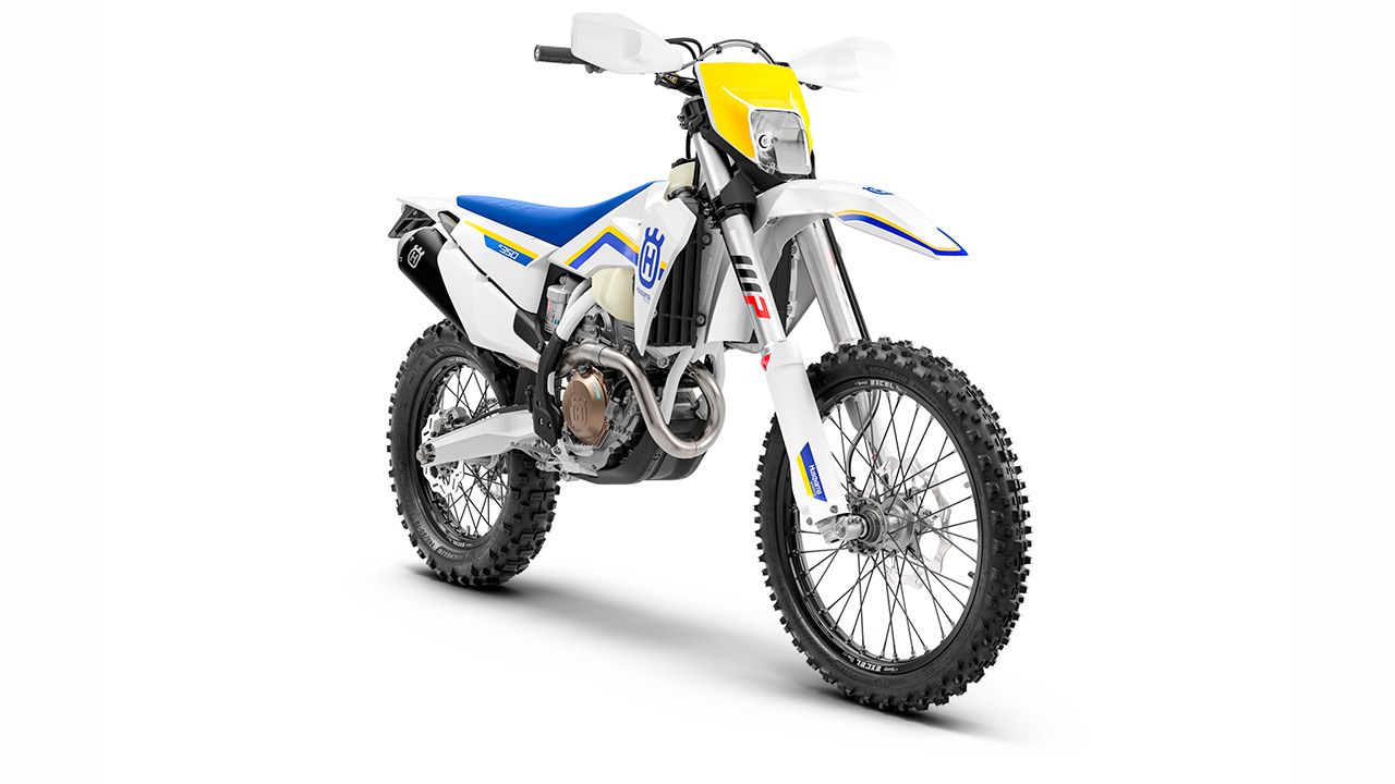 Husqvarna Heritage guino pasado (8)