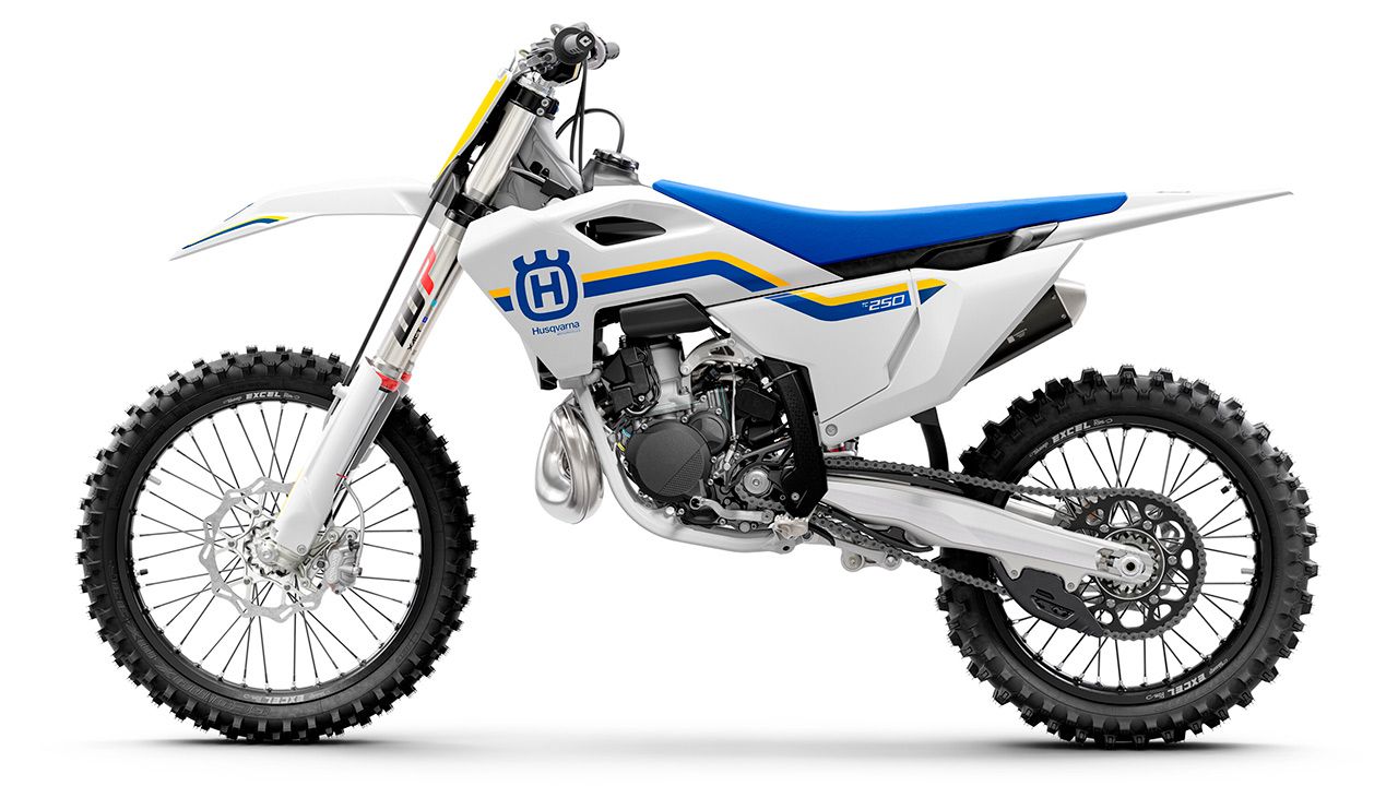 Husqvarna Heritage guino pasado (12)