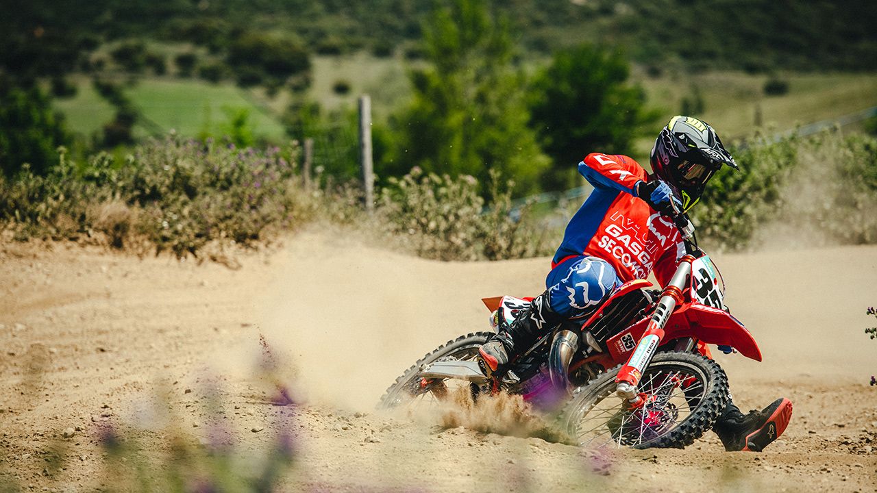 GASGAS MC 125 Secomoto probamos espectacular 2t (7)