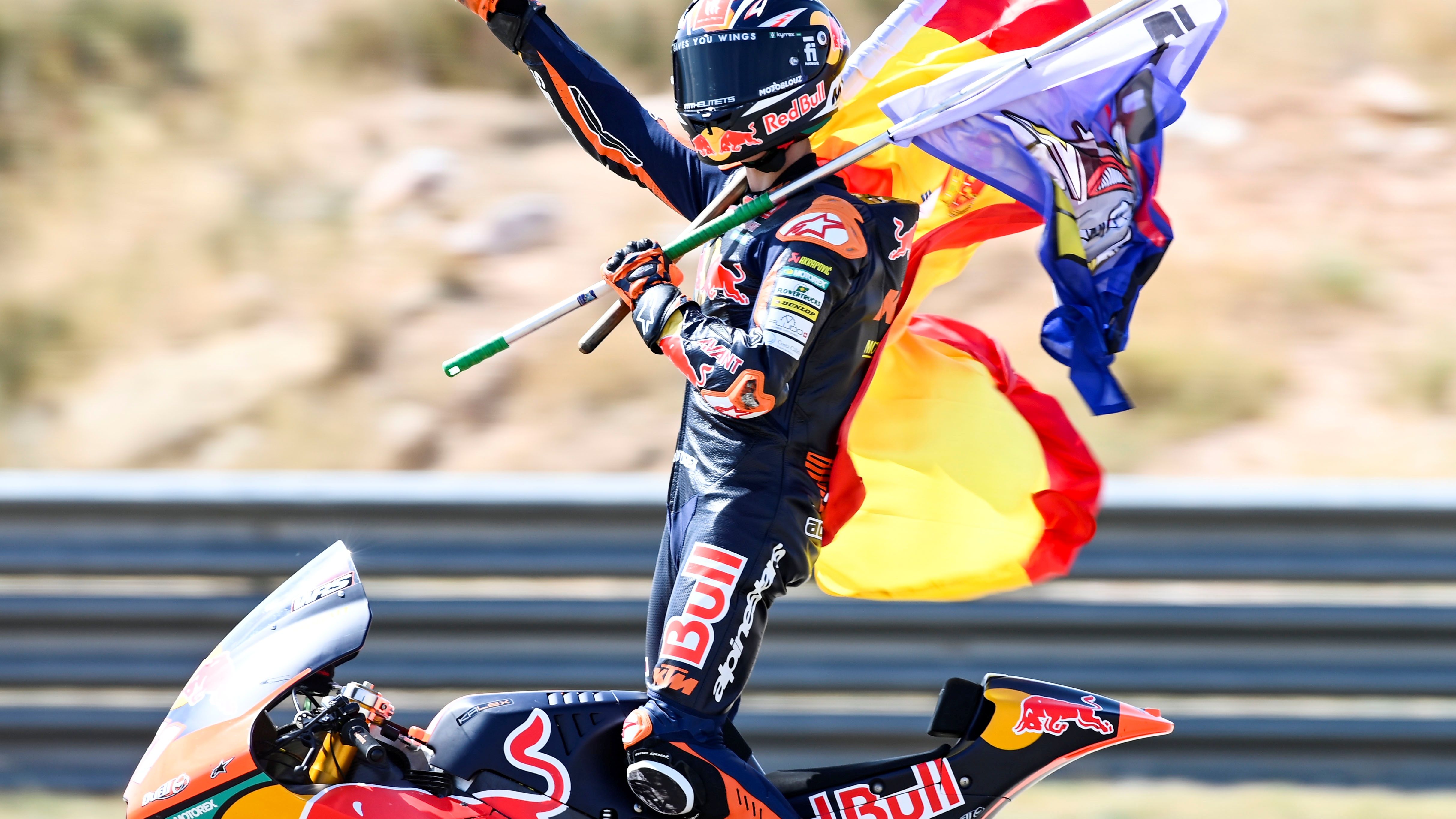 Pedro Acosta ganó en Aragón para superar un récord histórico de Marc Márquez