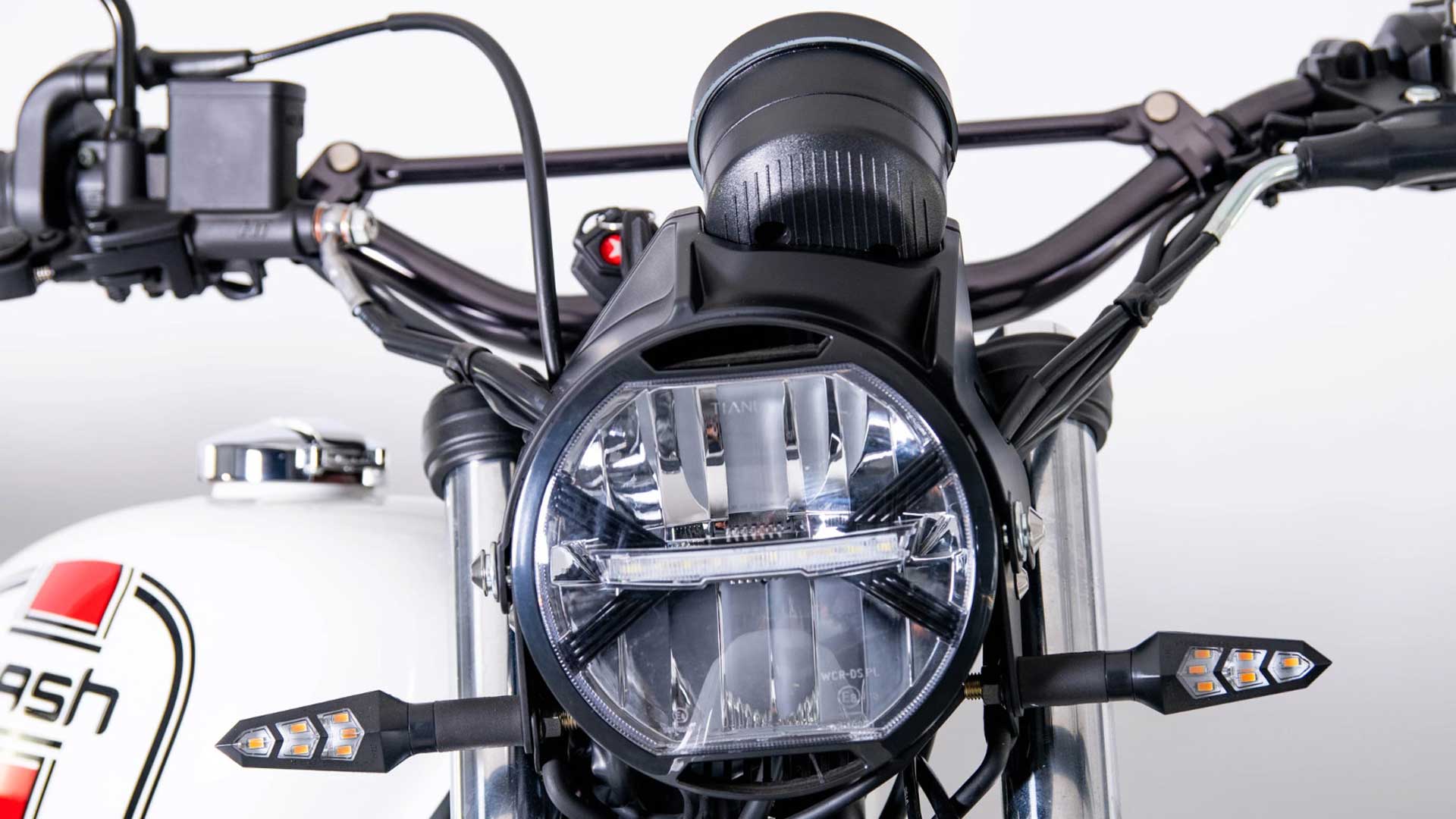 Mash X Ride 650 2022 Detalle 06