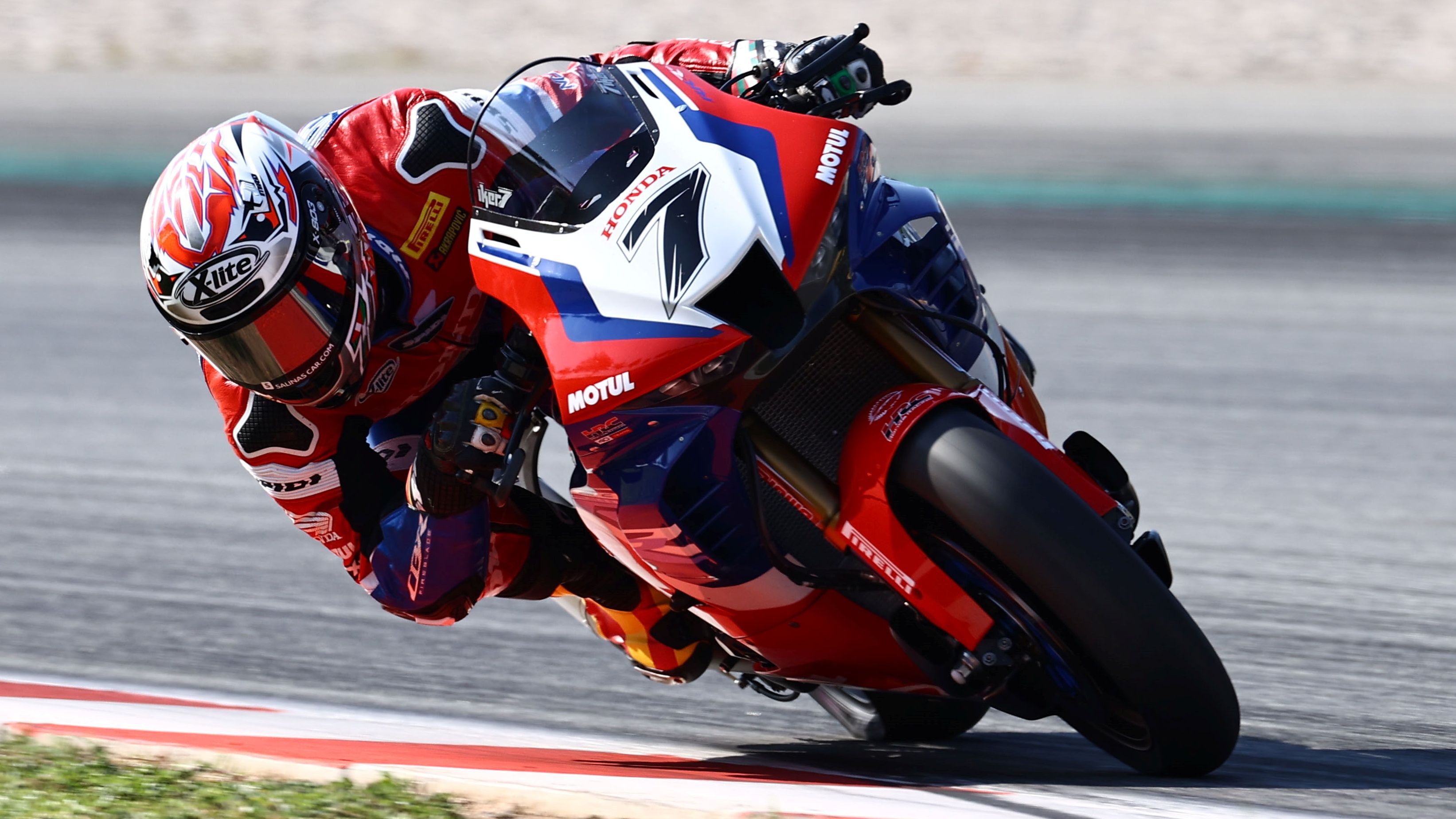 Iker Lecuona ha sido el más rápido de las Superbike en el viernes de Catalunya
