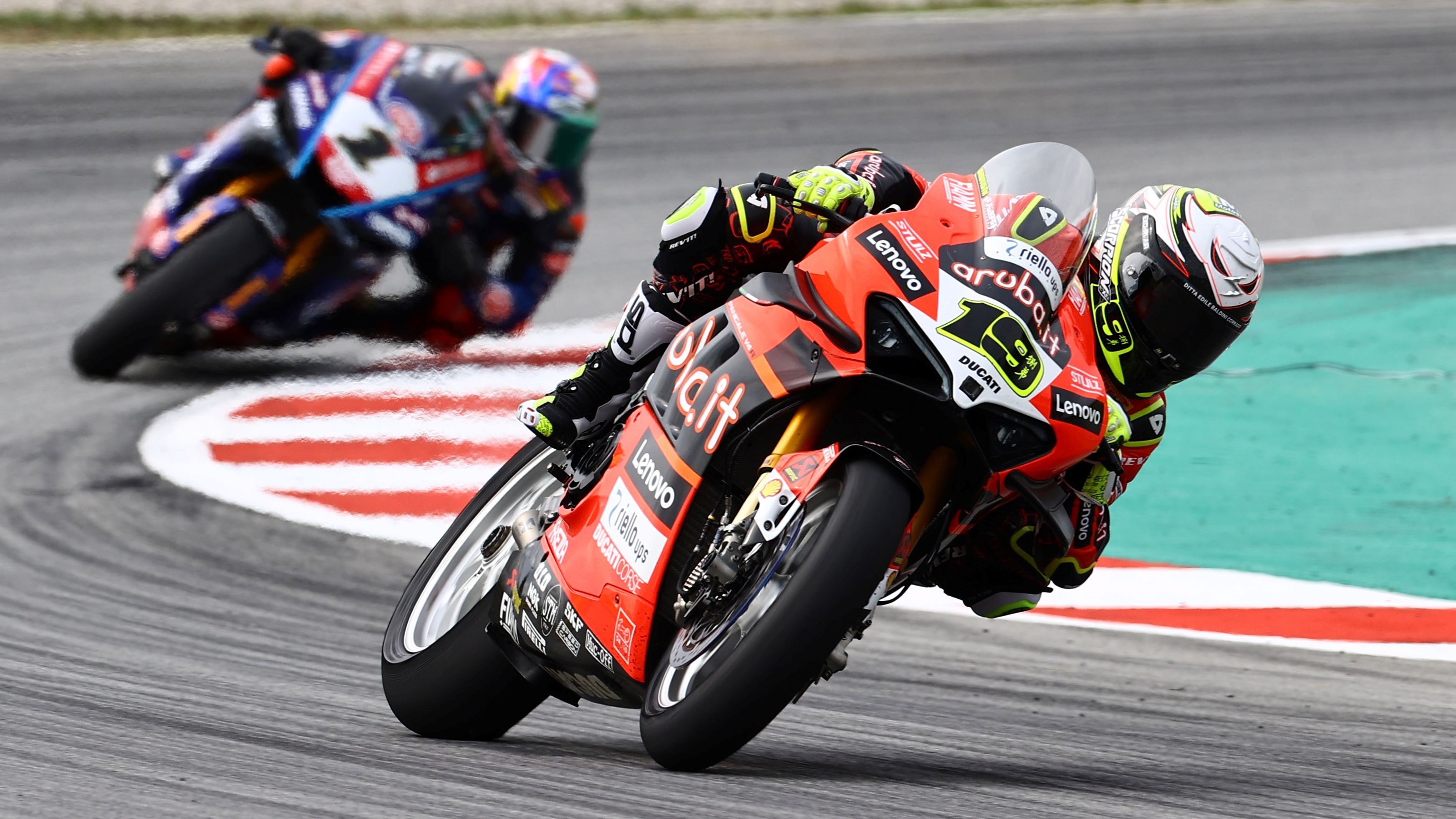 Álvaro Bautista se escapa de Toprak Razgatlioglu en la clasificación de Superbike 2022 tras Catalunya