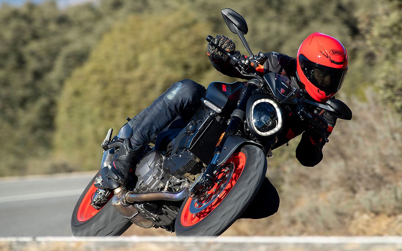 Superprueba Ducati Monster.