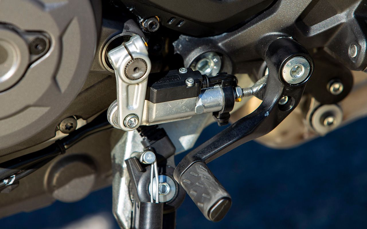 Superprueba Ducati Monster.