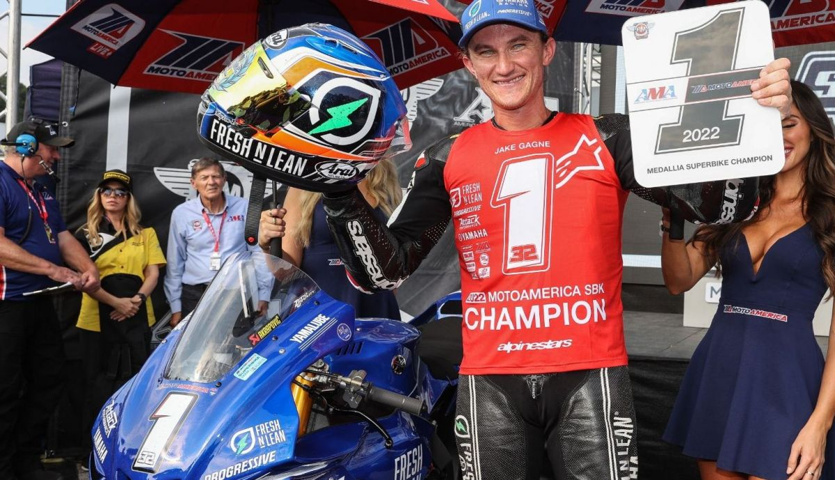 Jake Gagne festeja su título del MotoAmerica Superbike 2022 Jake Gagne festeja su título del MotoAmerica Superbike 2022