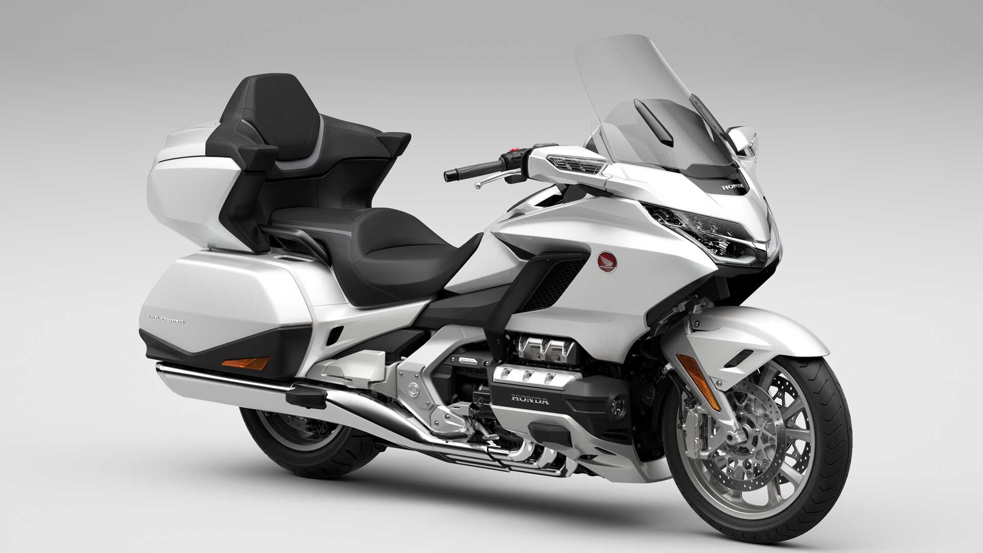 HONDA GOLD WING TOUR 2023 (4)