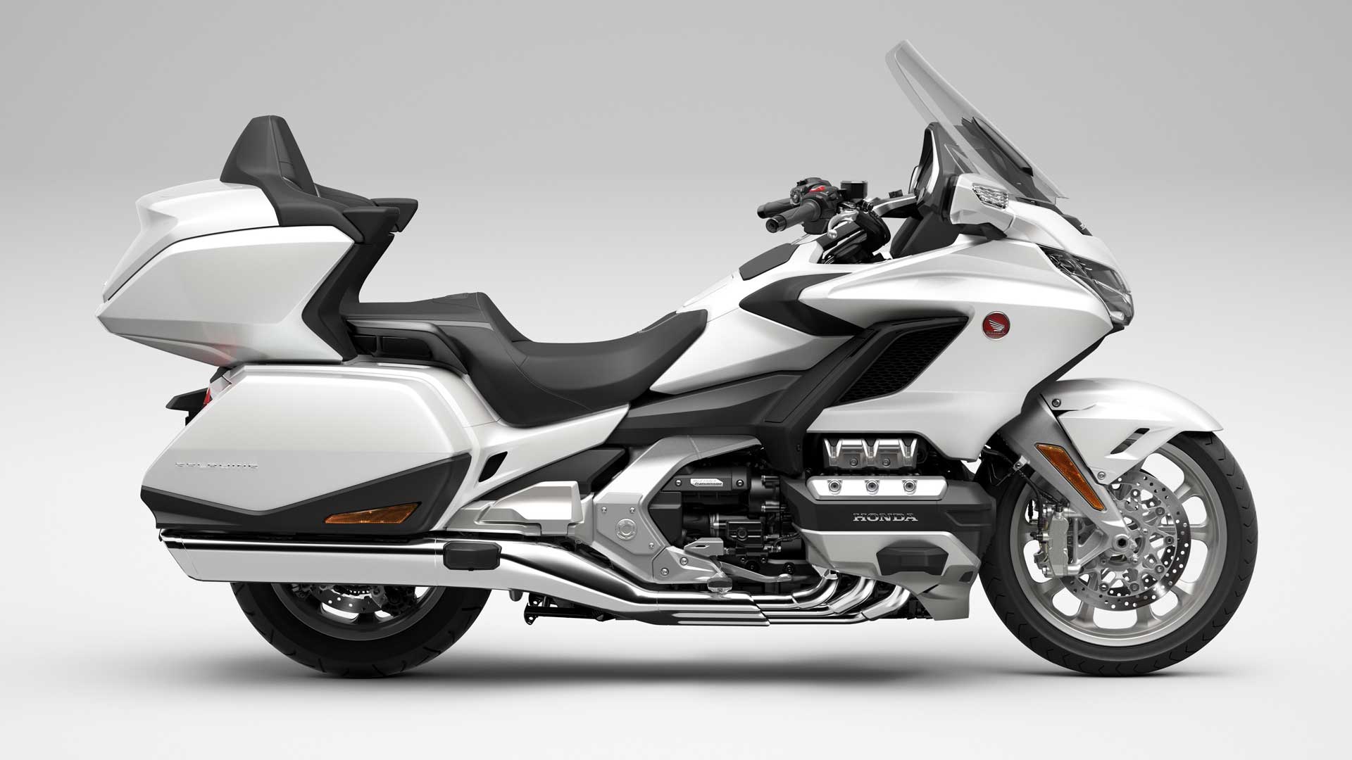 HONDA GOLD WING TOUR 2023 (5)
