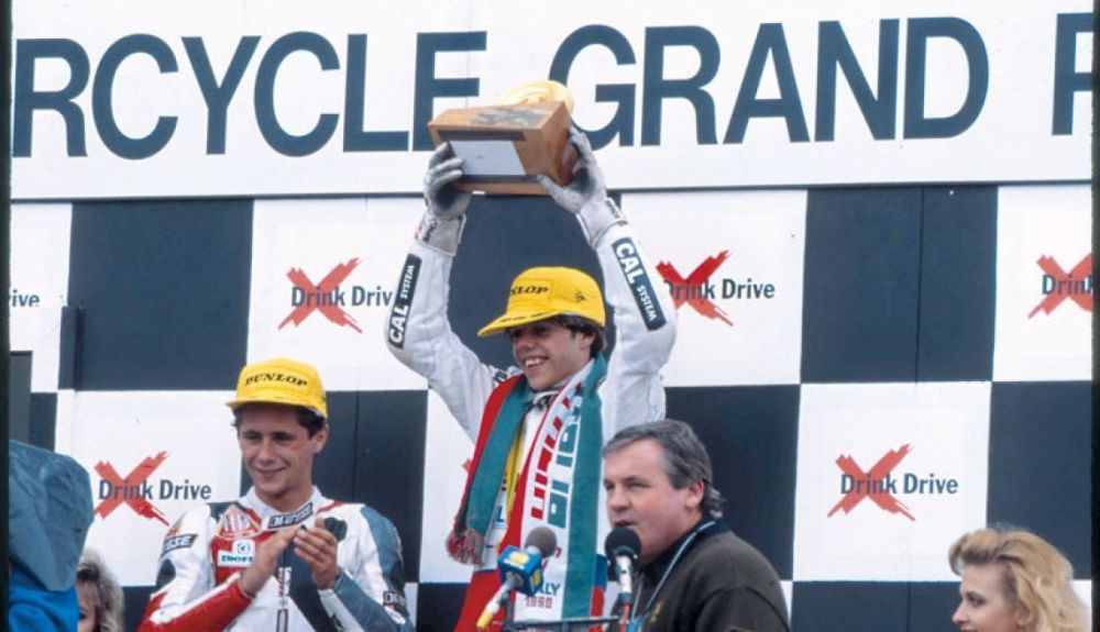 Loris Capirossi campeón del mundo con 17 años Loris Capirossi campeón del mundo con 17 años