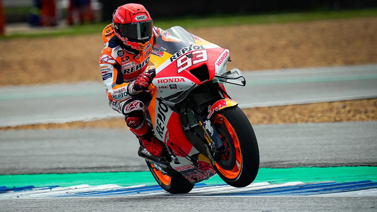 Marc Márquez partirá mañana desde la tercera fila de la parrilla del Gran Premio de Tailandia.
