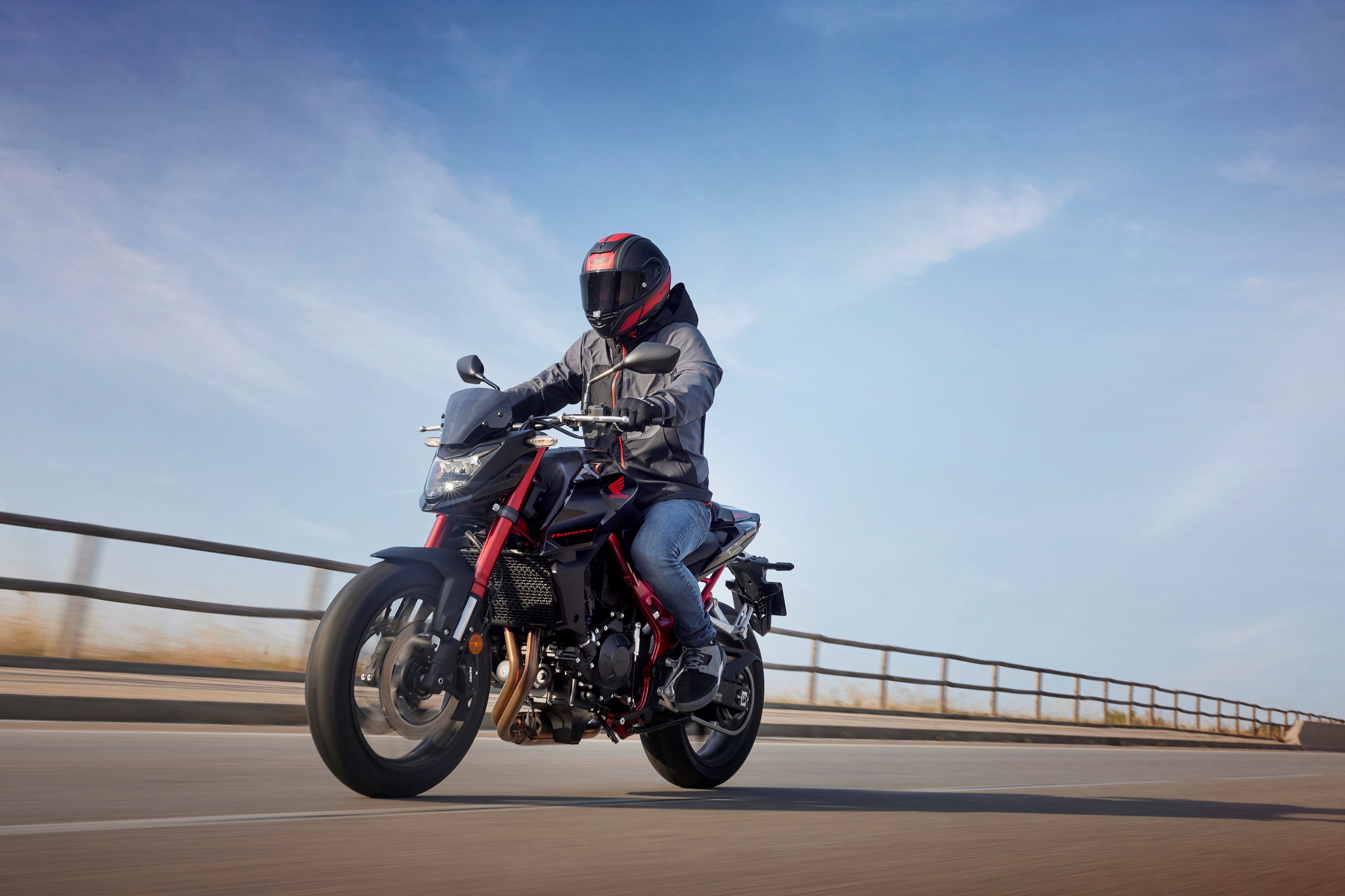 Fotos Honda CB750 Hornet 