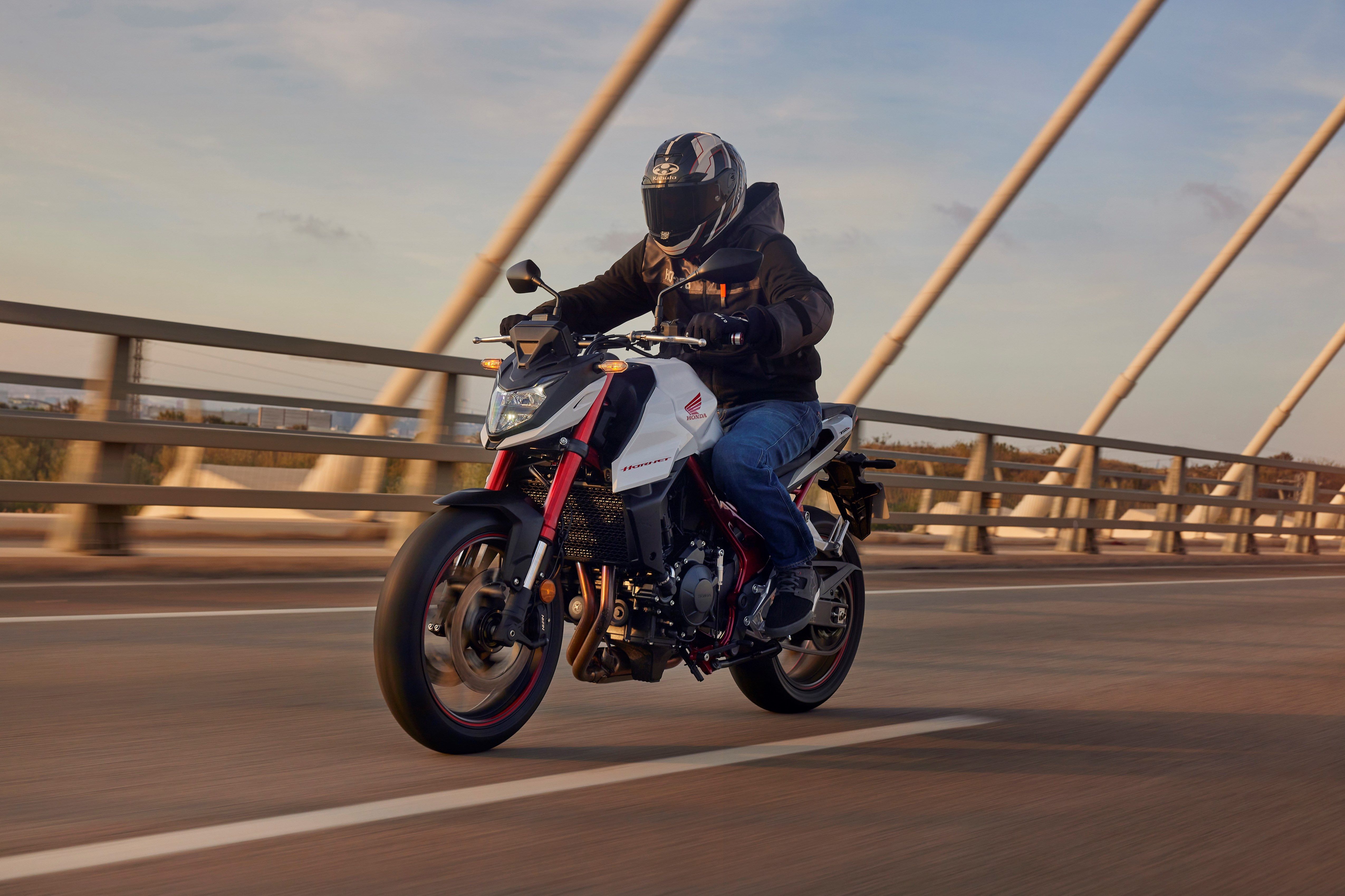 Fotos Honda CB750 Hornet 