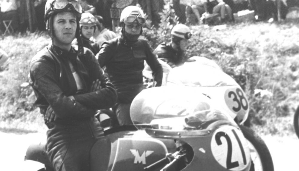 Phil Read fue también un piloto privado a la espera de oportunidades. Phil Read fue también un piloto privado a la espera de oportunidades.