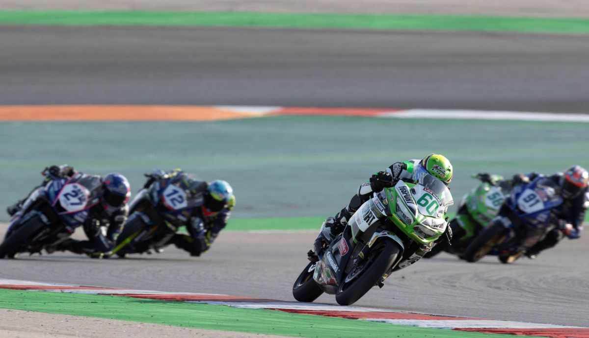 Dirk Geiger se escapa rumbo a la victoria en Portimao Dirk Geiger se escapa rumbo a la victoria en Portimao