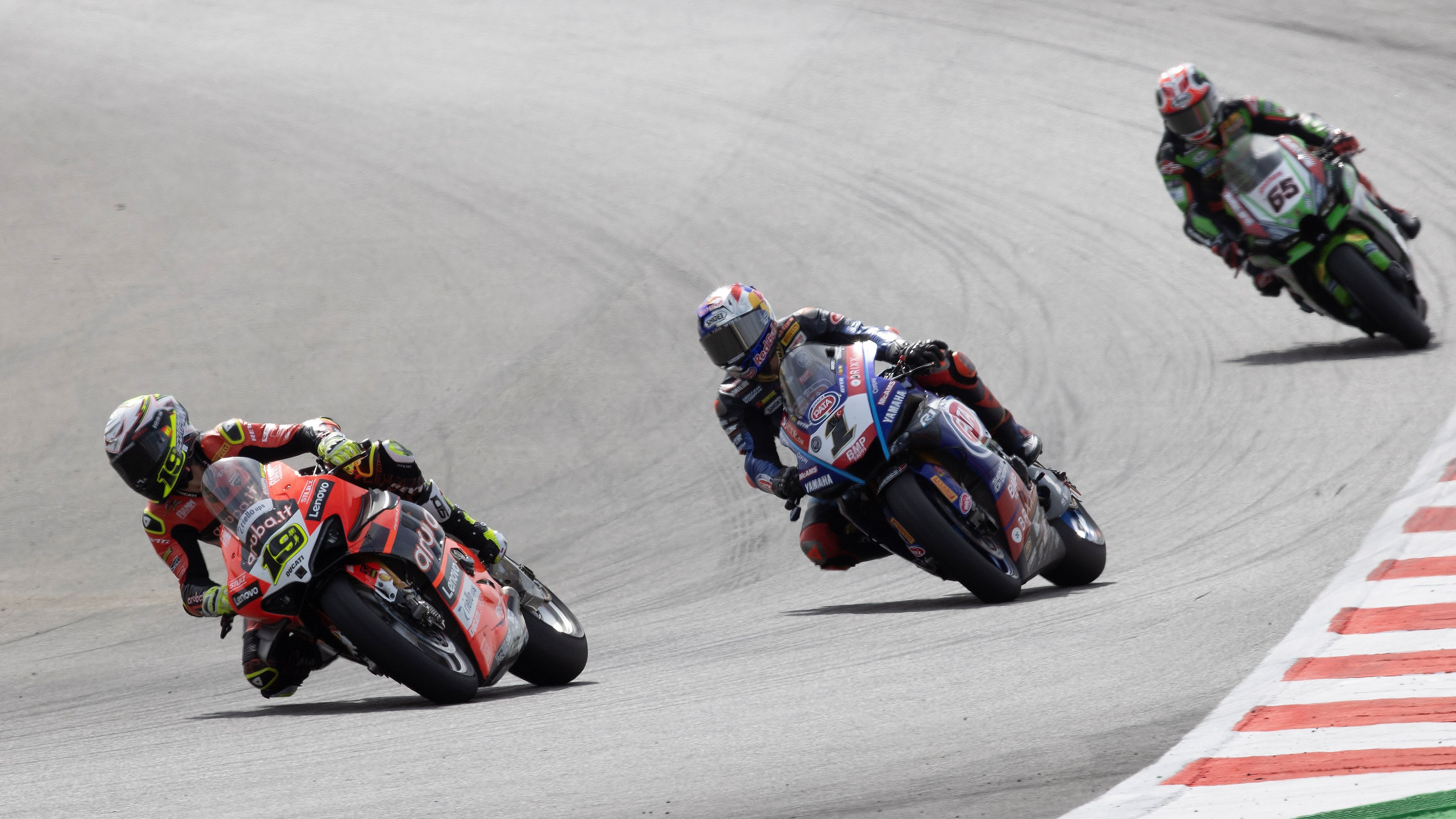 Álvaro Bautista lidera la clasificación de Superbike 2022 tras Portimao ante Toprak Razgatlioglu y Jonathan Rea
