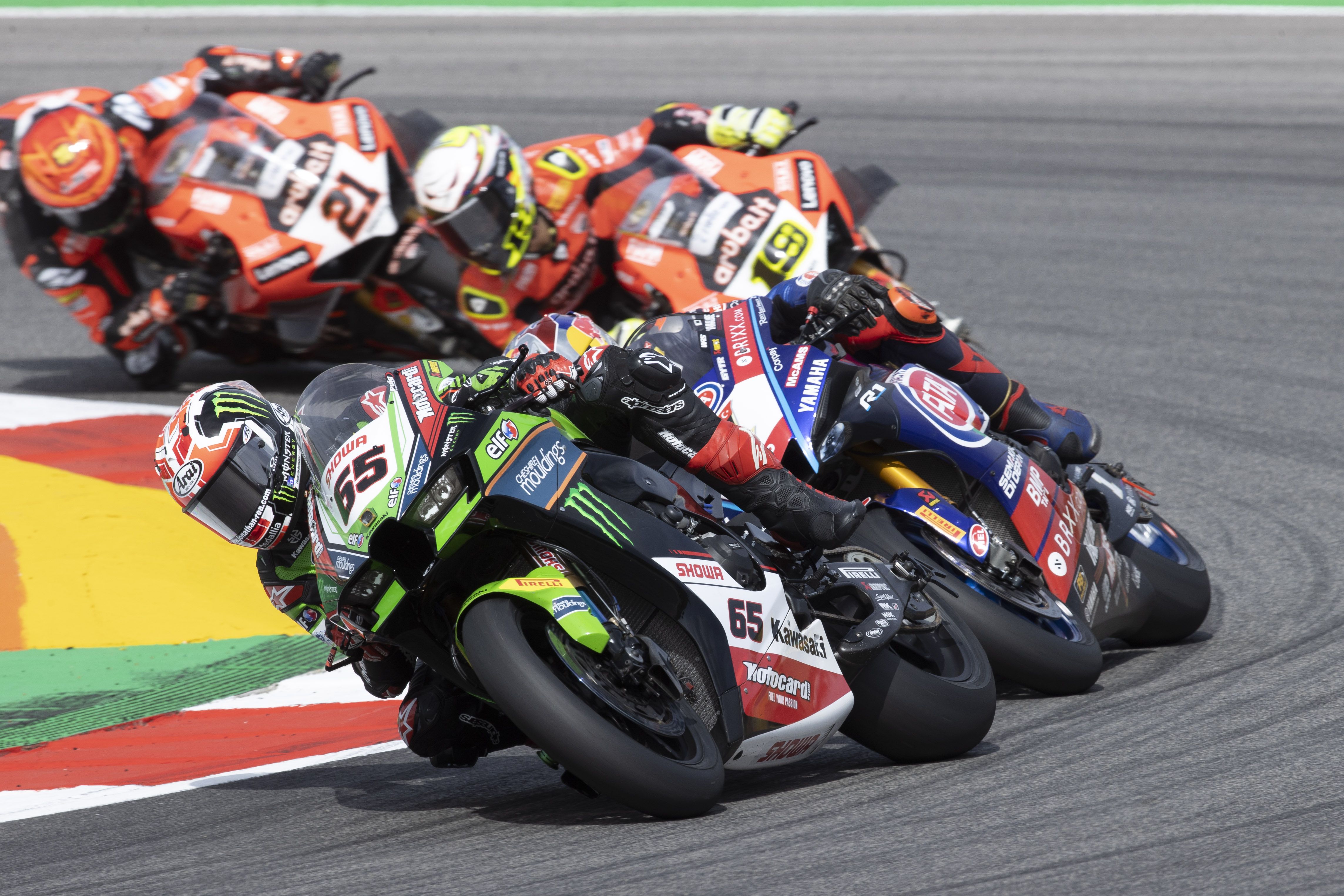 Jonathan Rea comanda ante Toprak Razgatlioglu, Álvaro Bautista y Michael Rinaldi, WSBK Portimao 2022